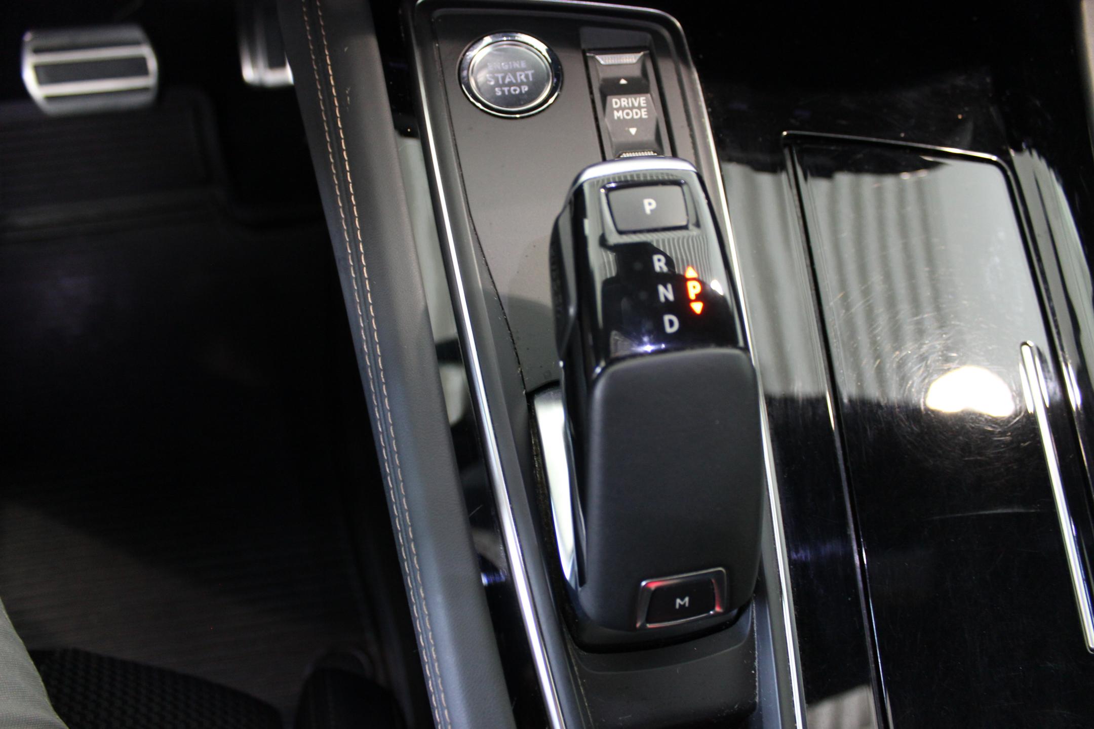 Peugeot 508 hatchback