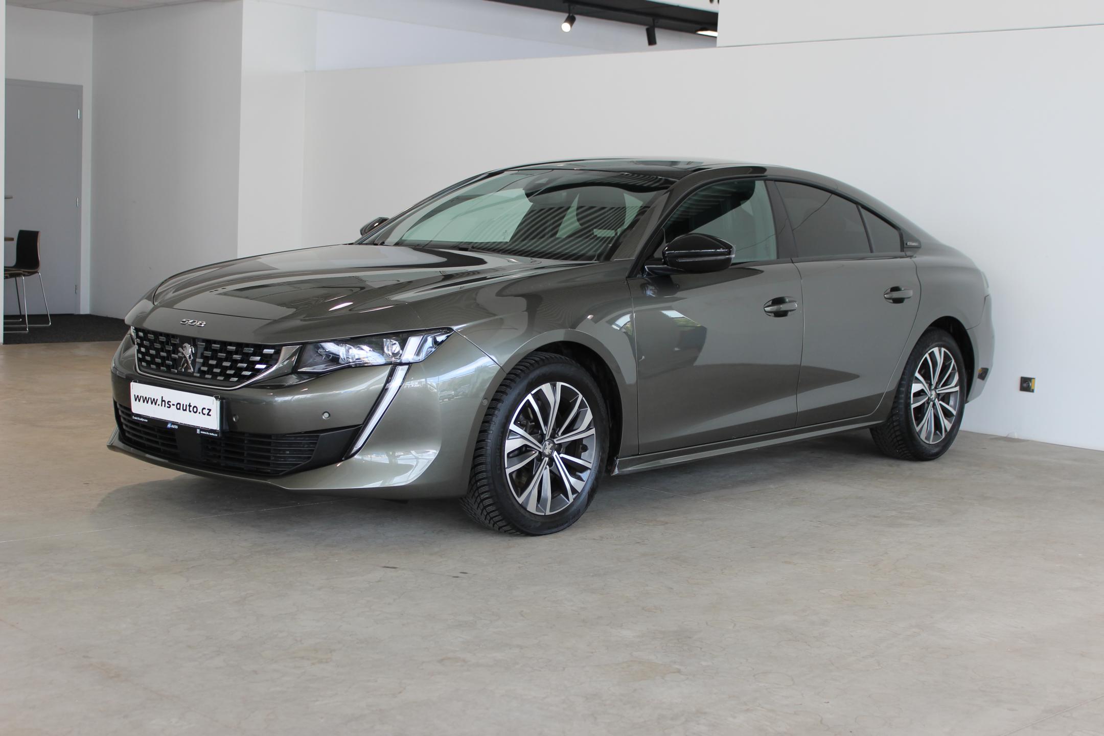 Peugeot 508 hatchback