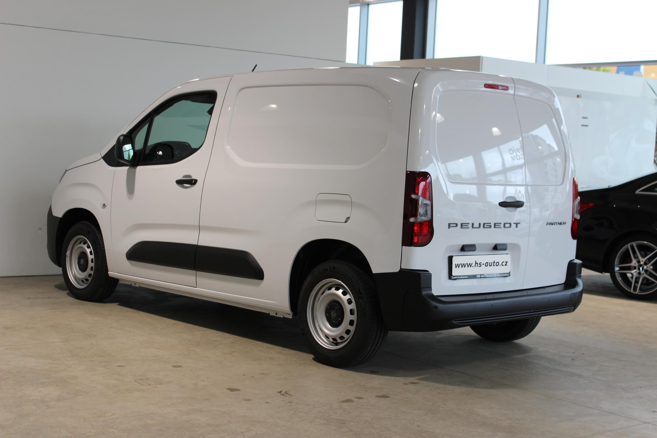Peugeot Partner skříň