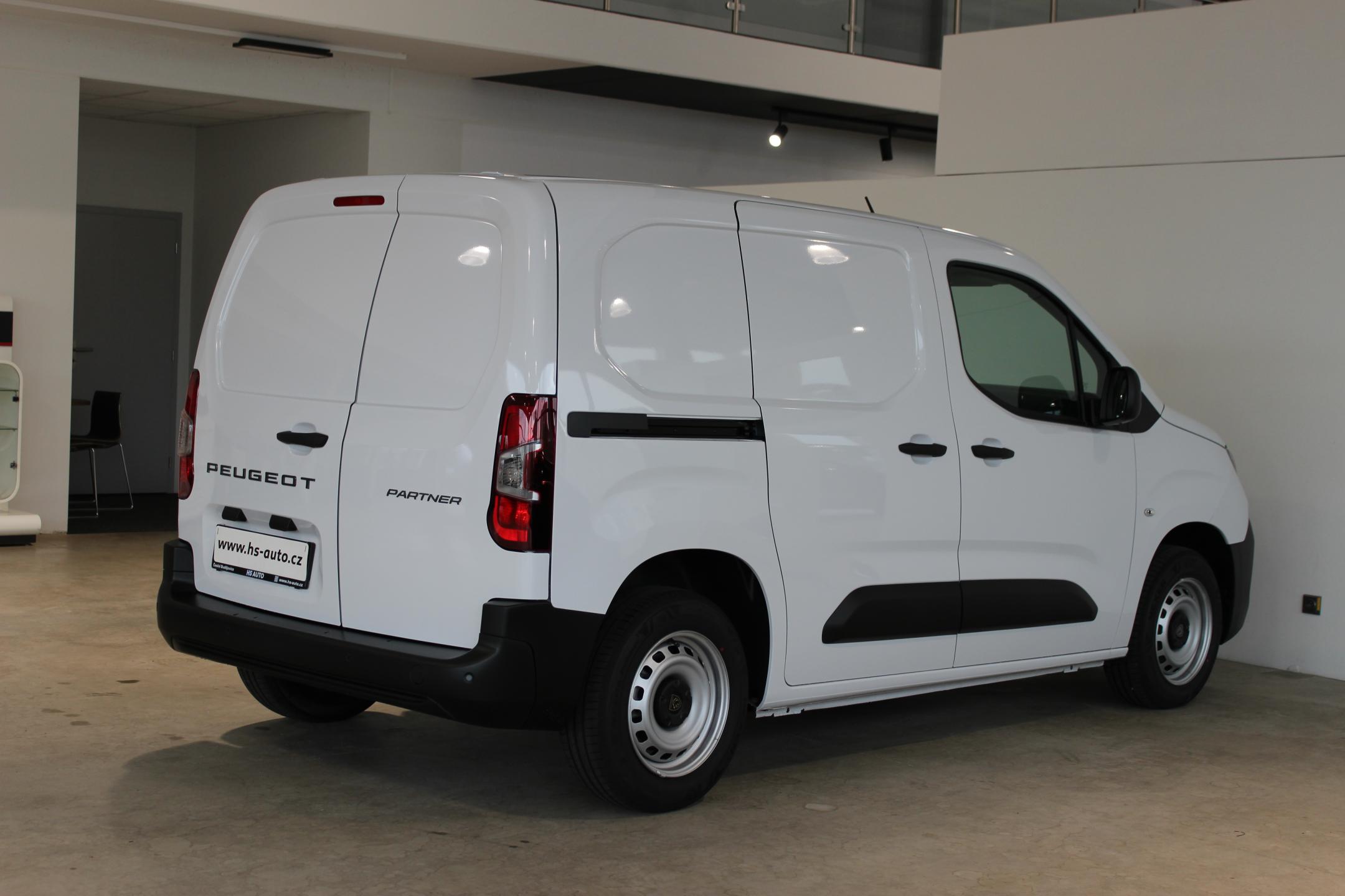 Peugeot Partner skříň
