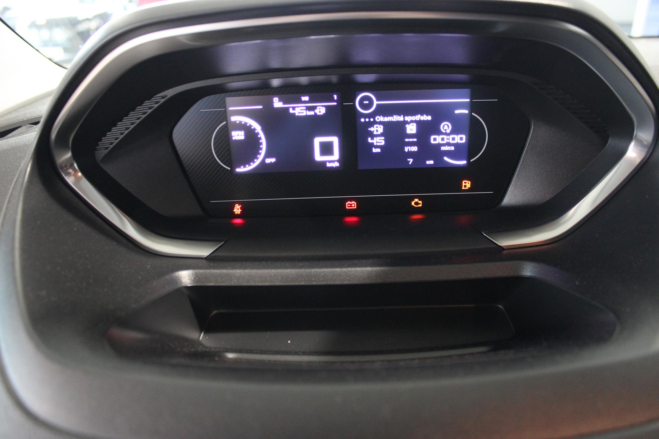 Peugeot Partner skříň