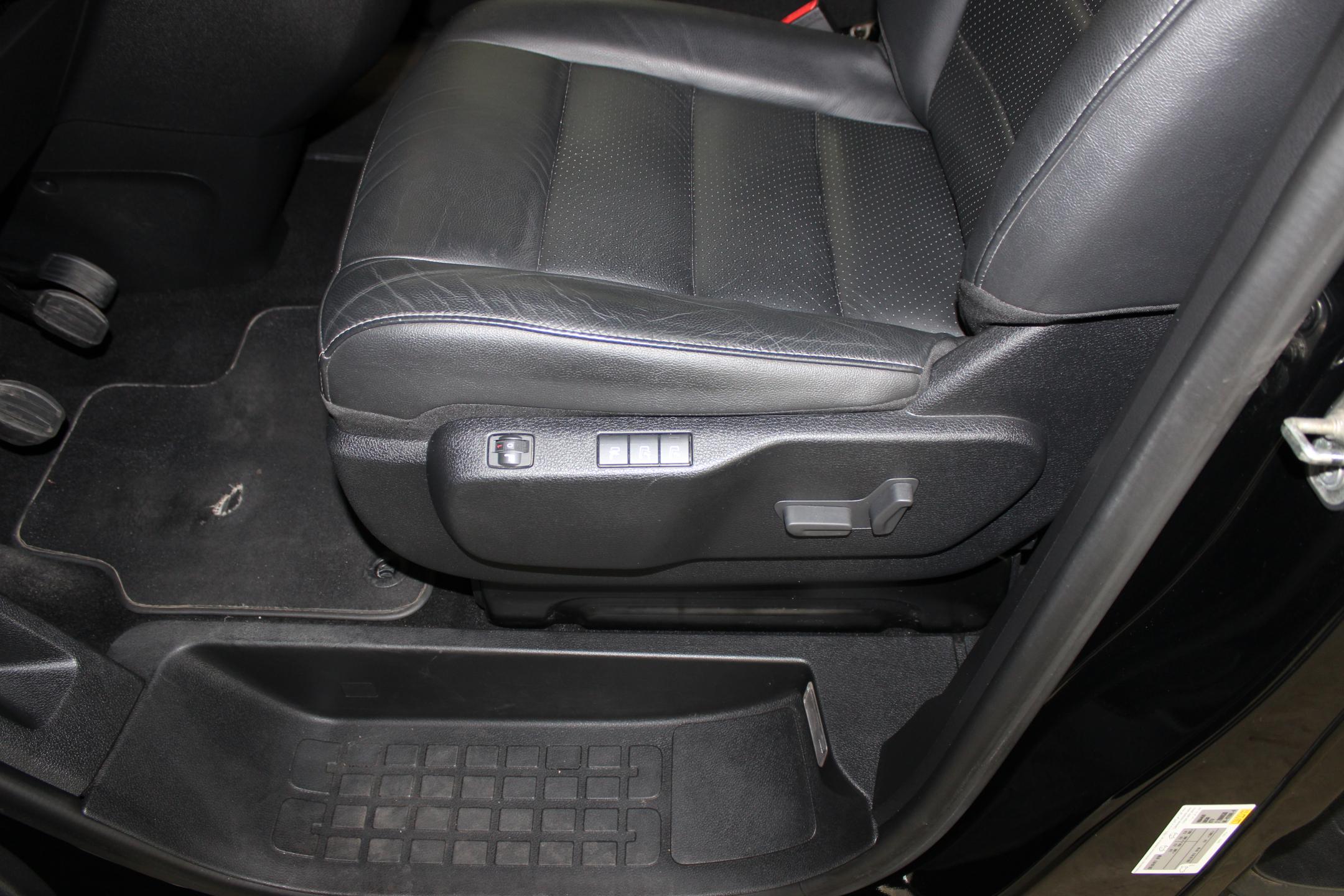 Peugeot Traveller MPV