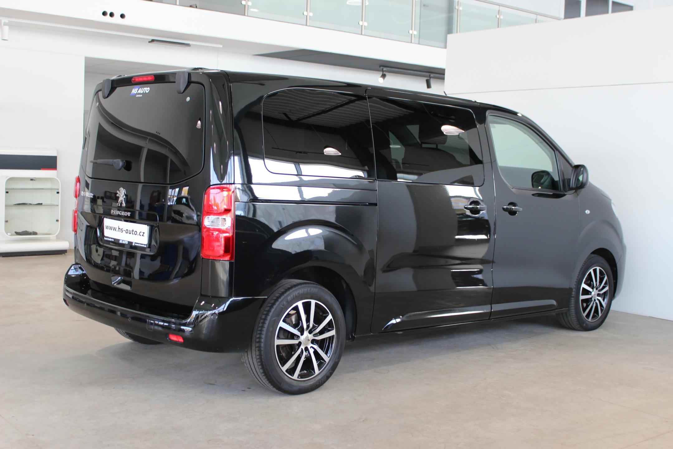 Peugeot Traveller MPV