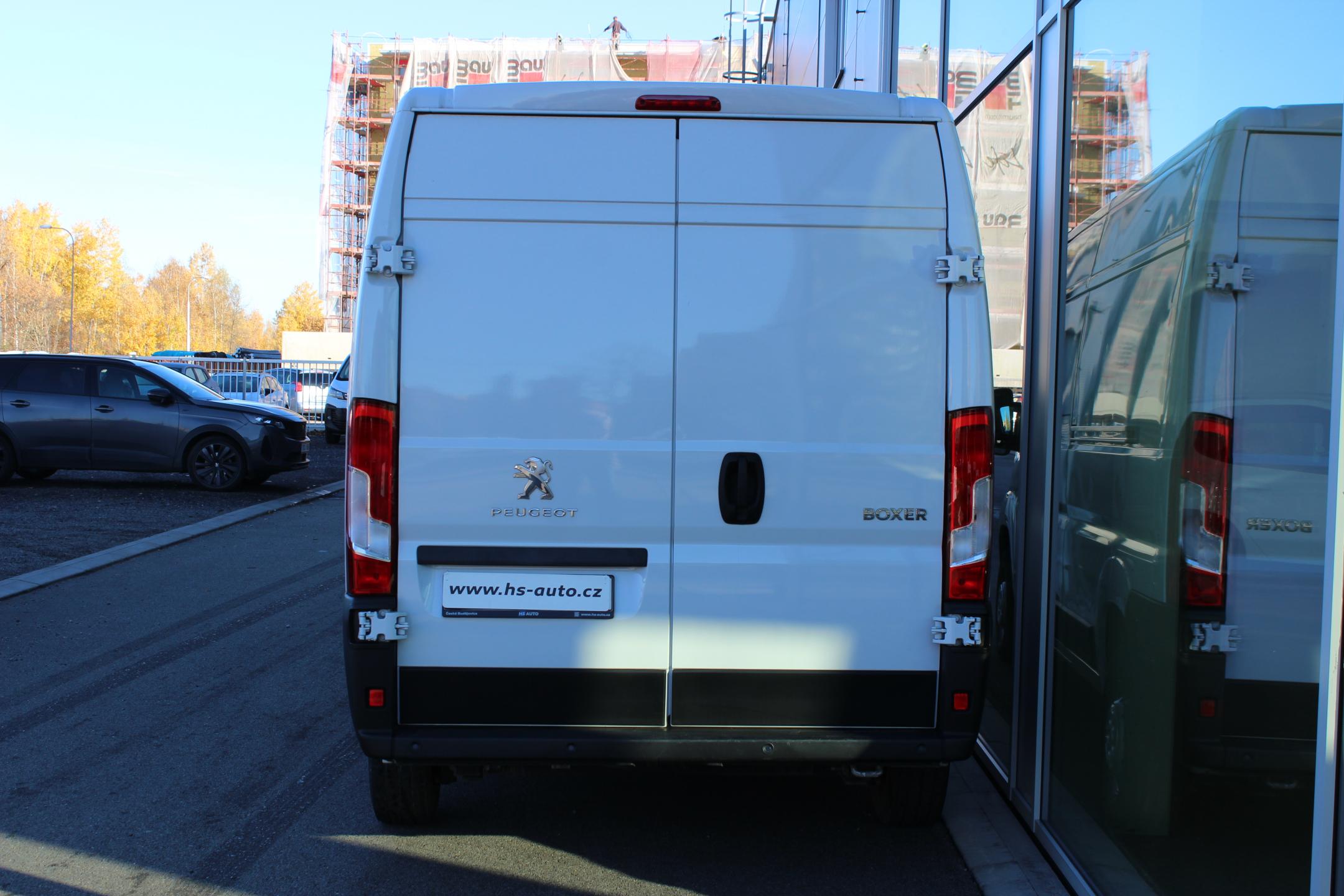 Peugeot Boxer skříň