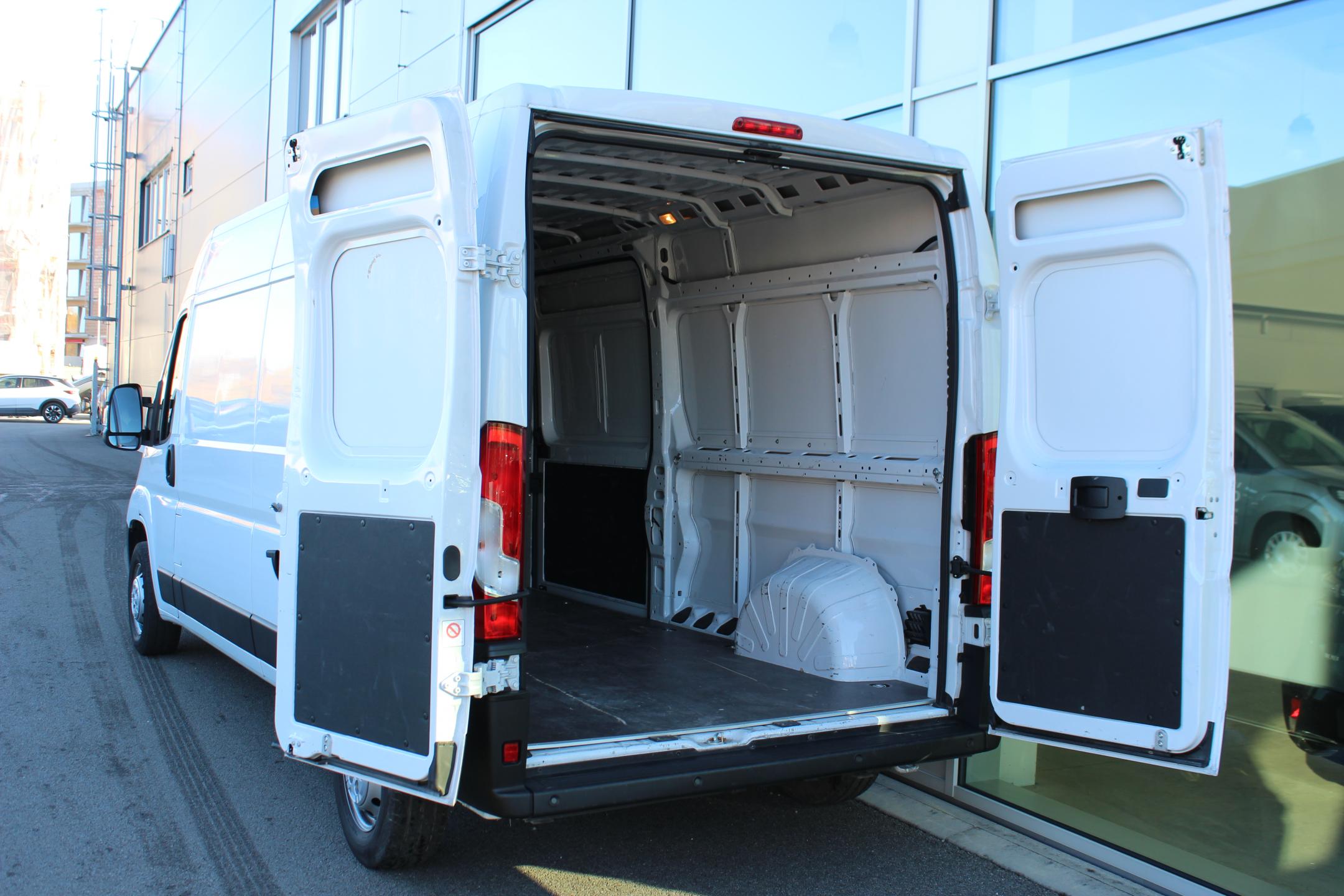 Peugeot Boxer skříň