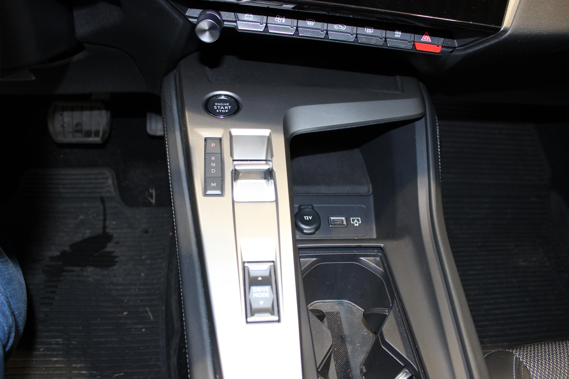 Peugeot 308 hatchback