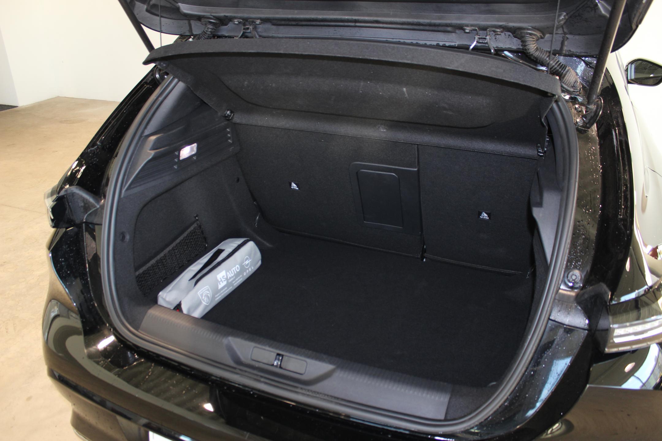 Peugeot 308 hatchback