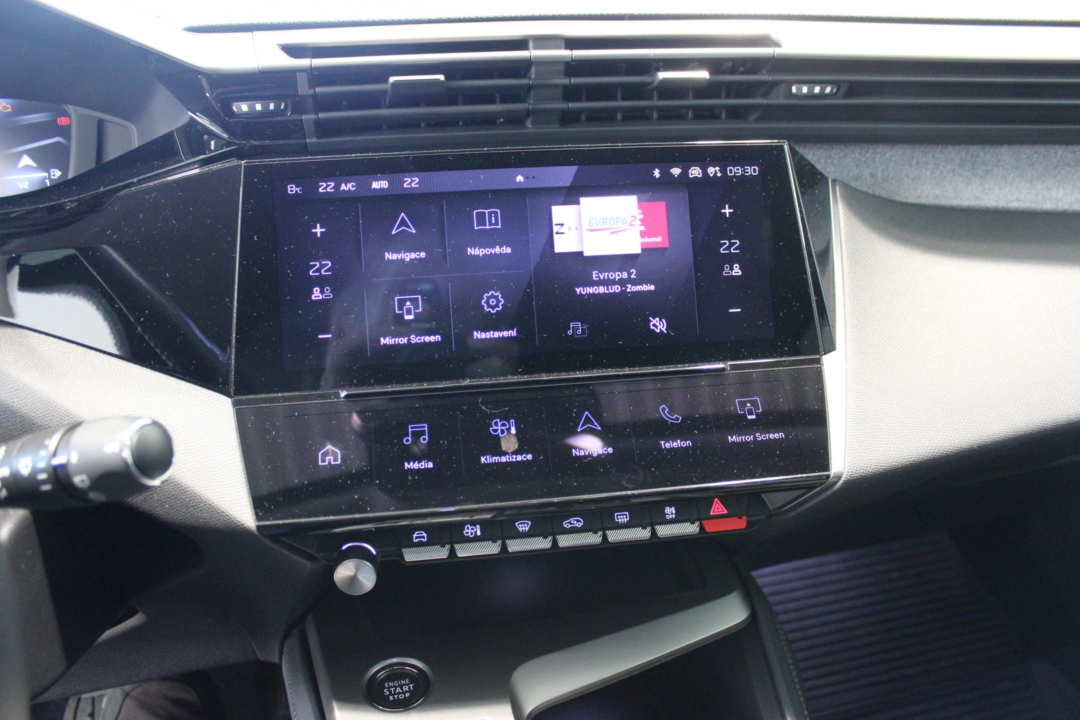 Peugeot 308 hatchback