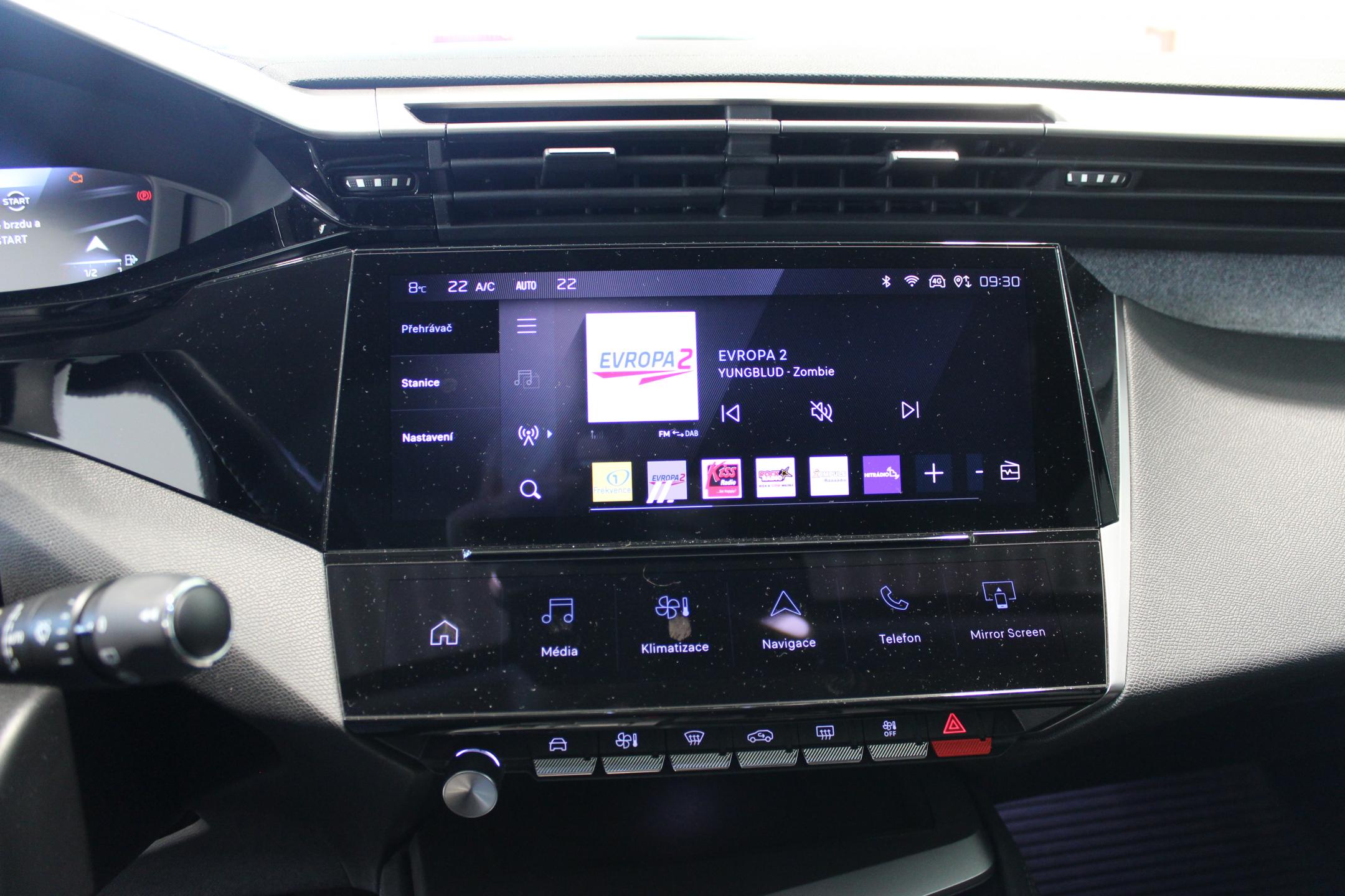 Peugeot 308 hatchback
