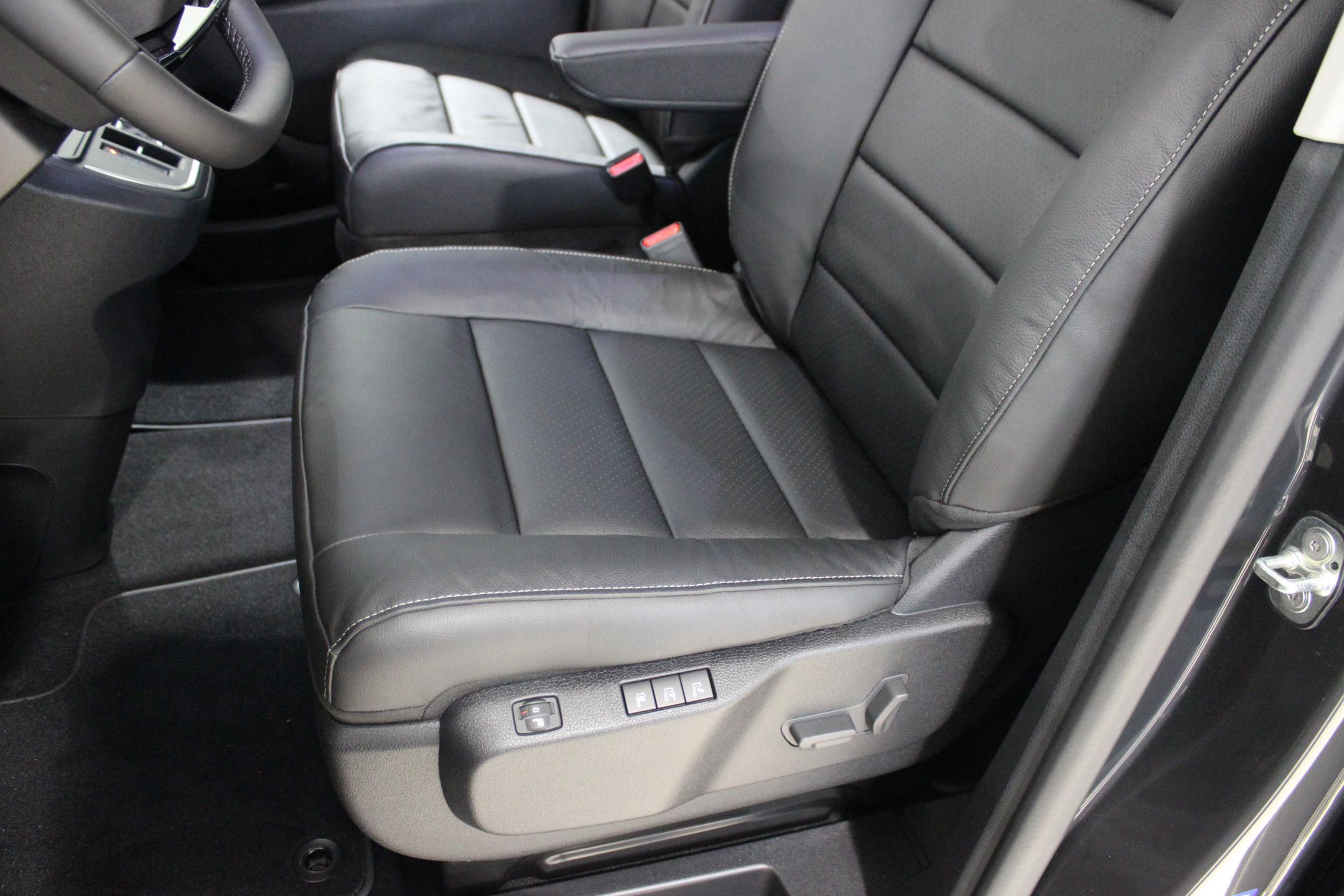 Peugeot Traveller VAN