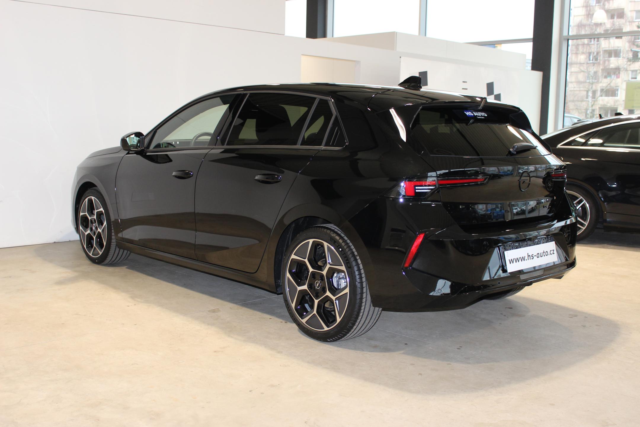 Opel Astra hatchback