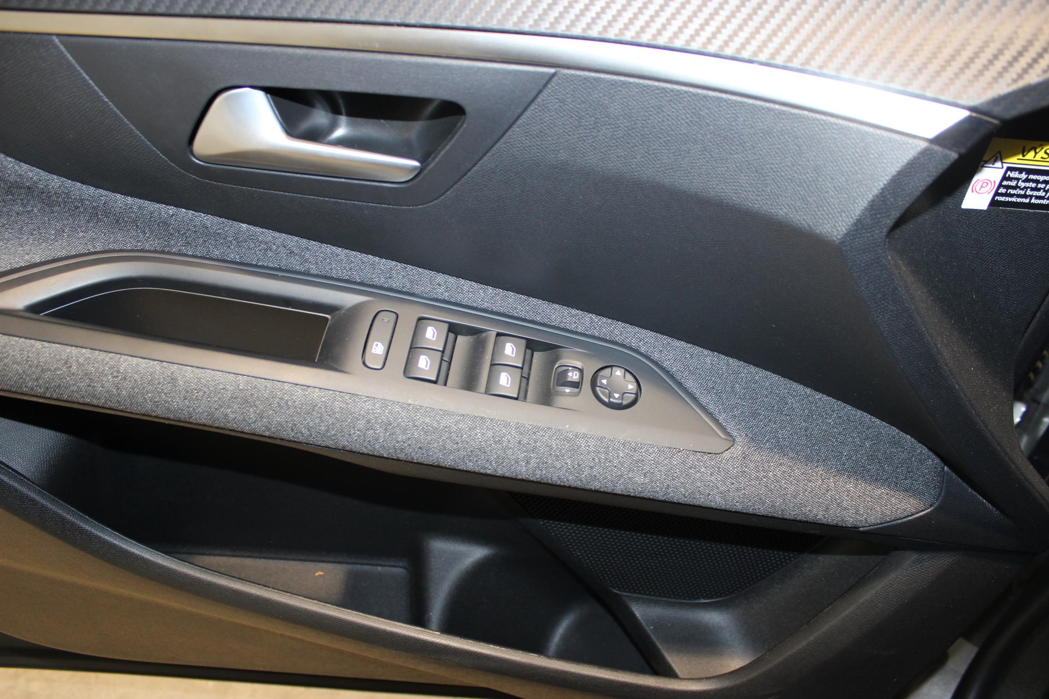 Peugeot 3008 SUV