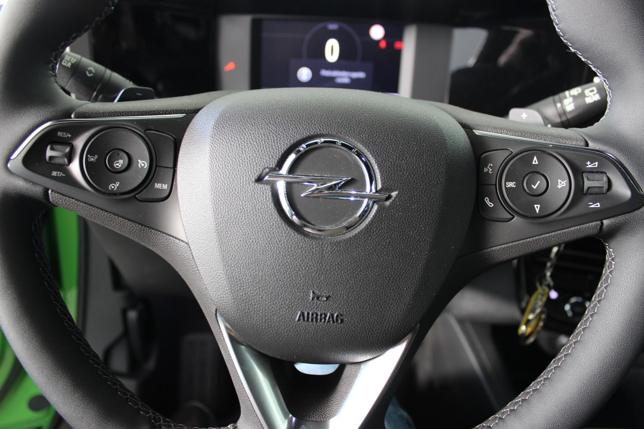 Opel Mokka hatchback