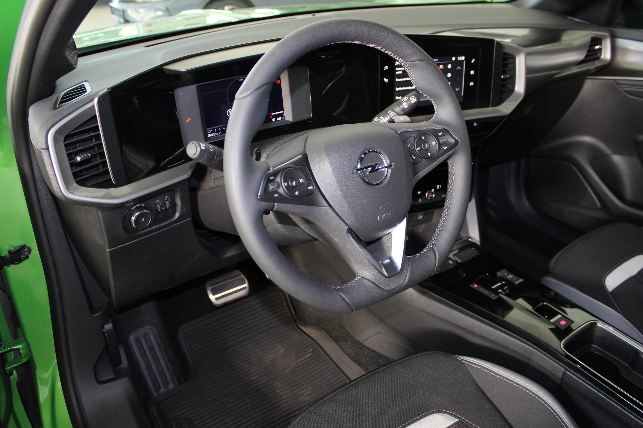 Opel Mokka hatchback