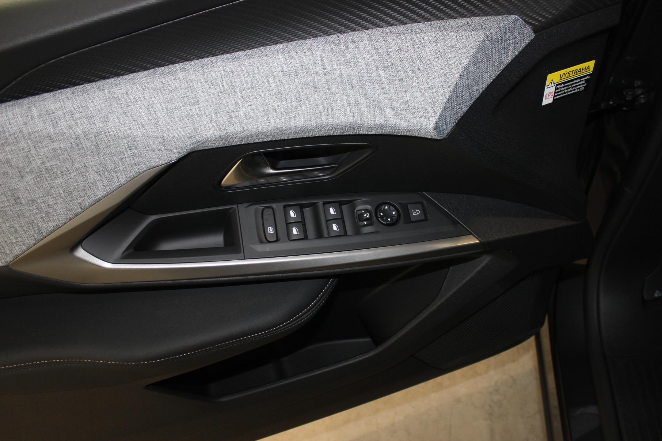 Peugeot 3008 SUV