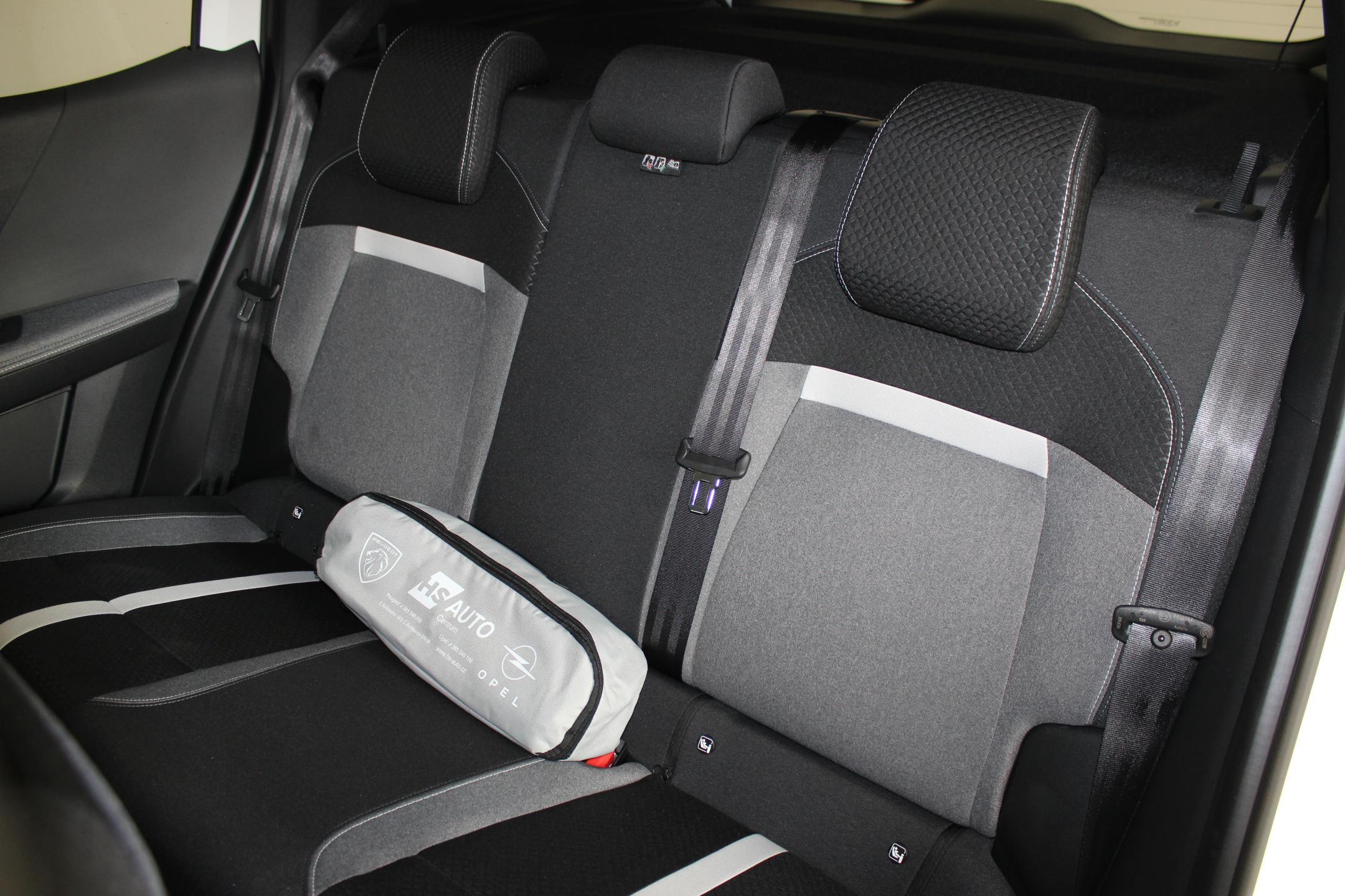 Opel Frontera SUV