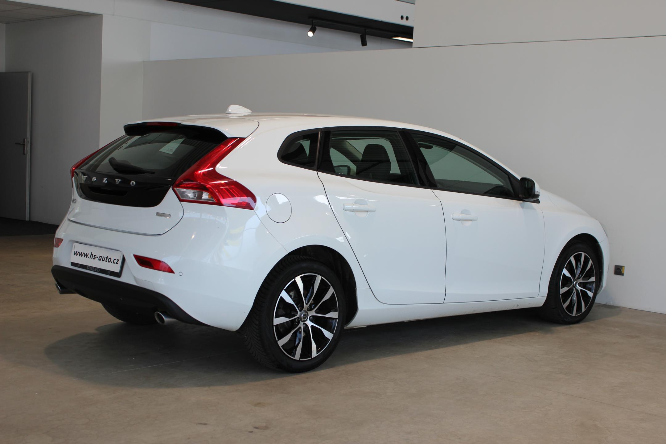Volvo V40 kombi