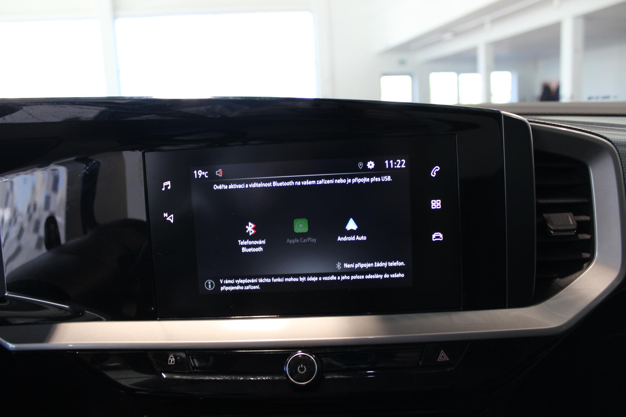 Opel Mokka hatchback