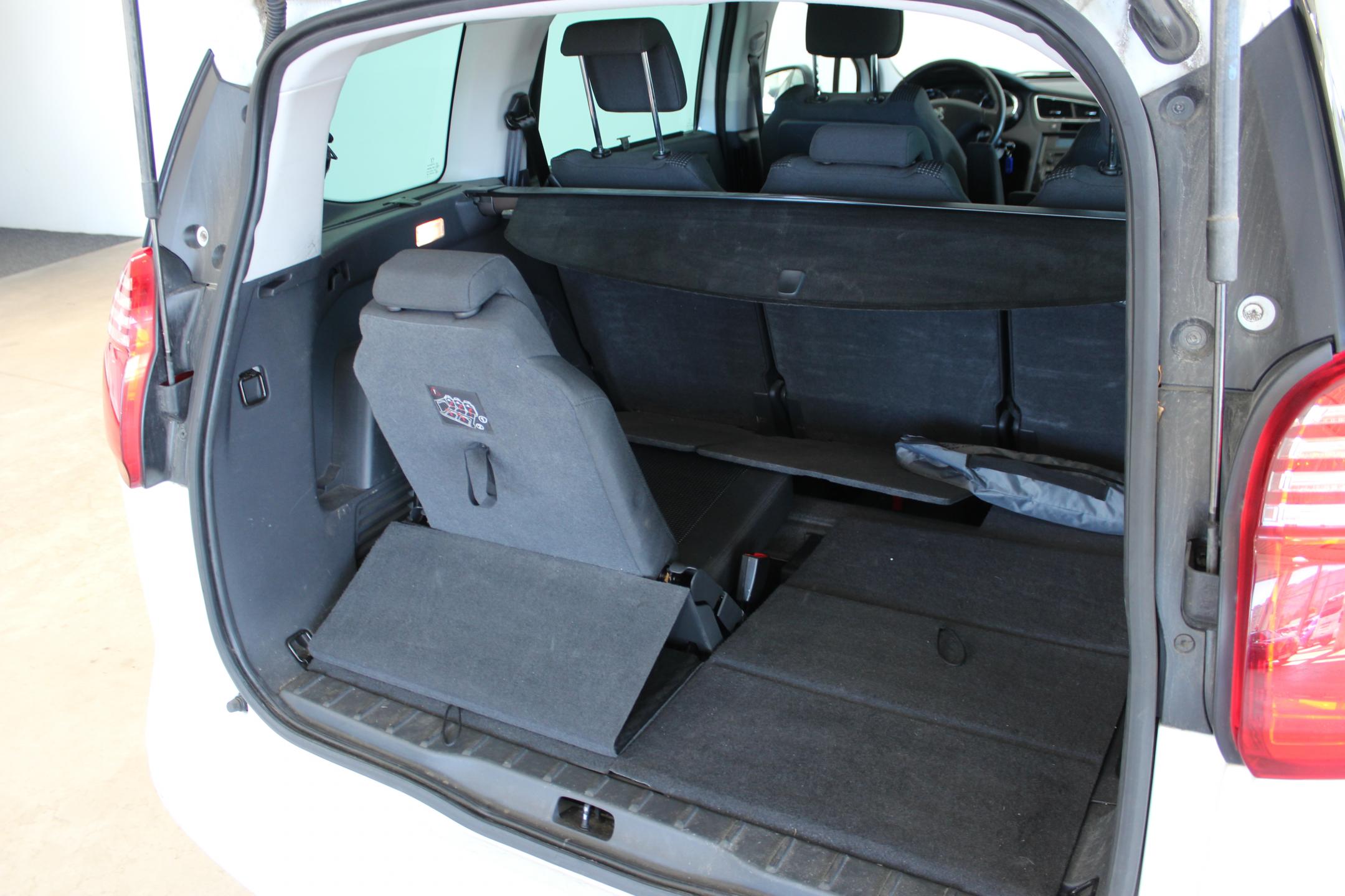 Peugeot 5008 SUV