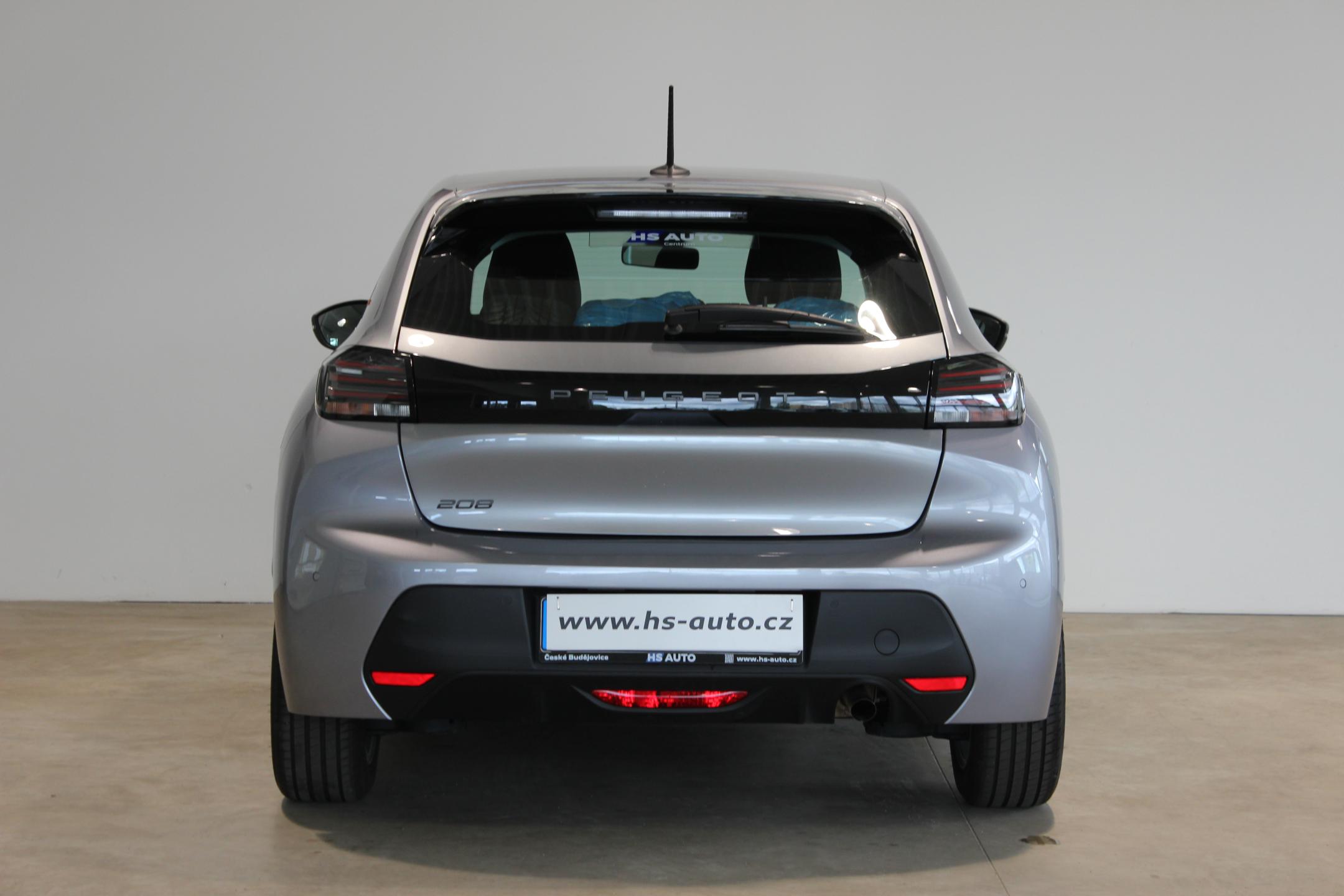 Peugeot 208 hatchback