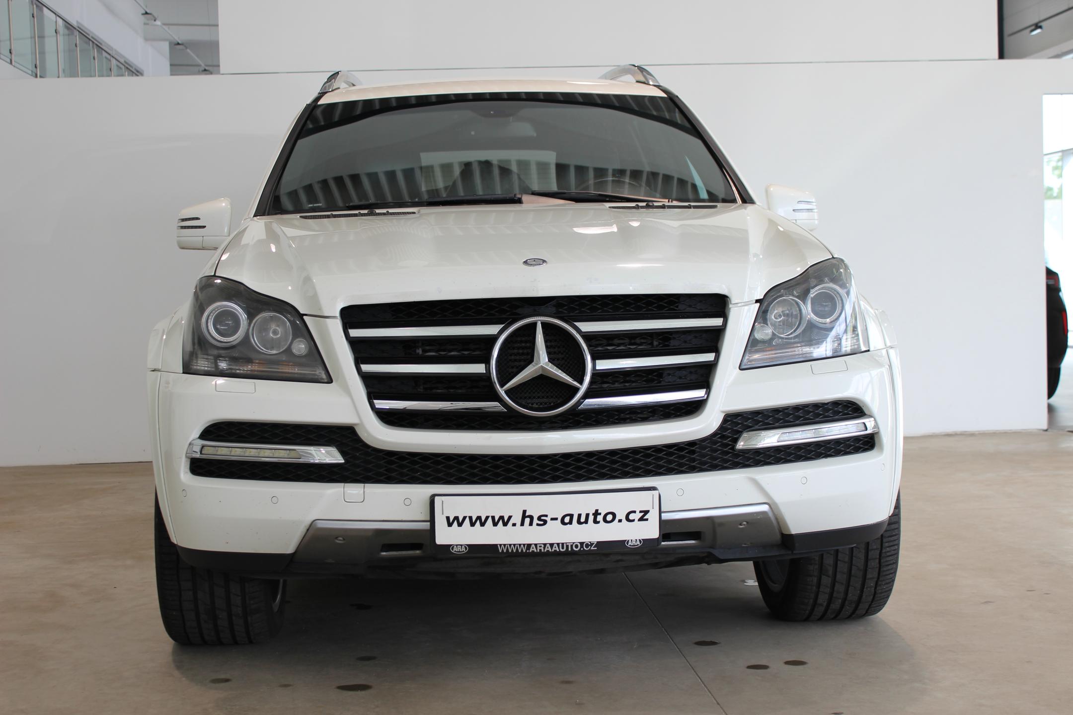 Mercedes-Benz GL SUV