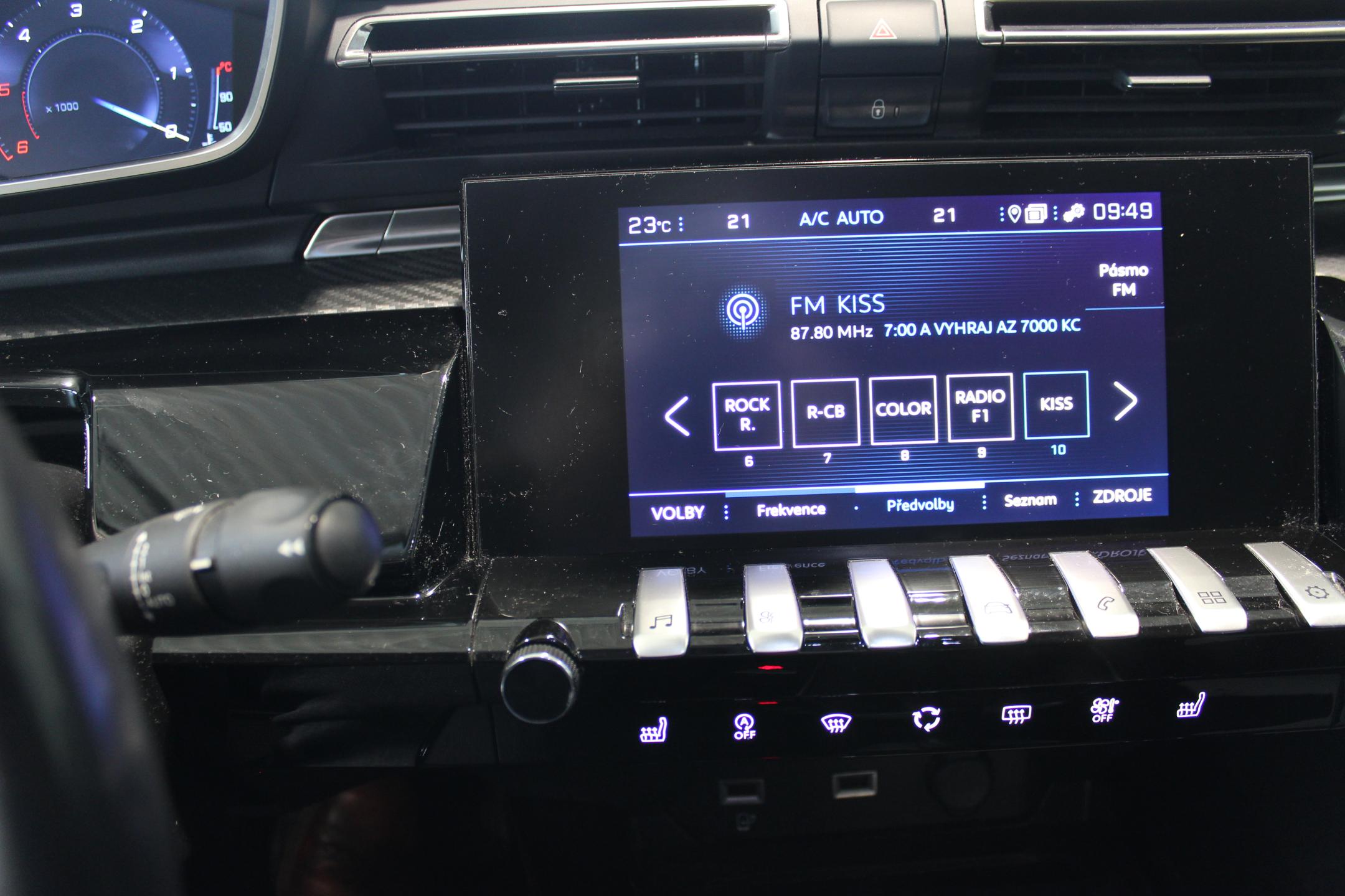 Peugeot 508 limuzína