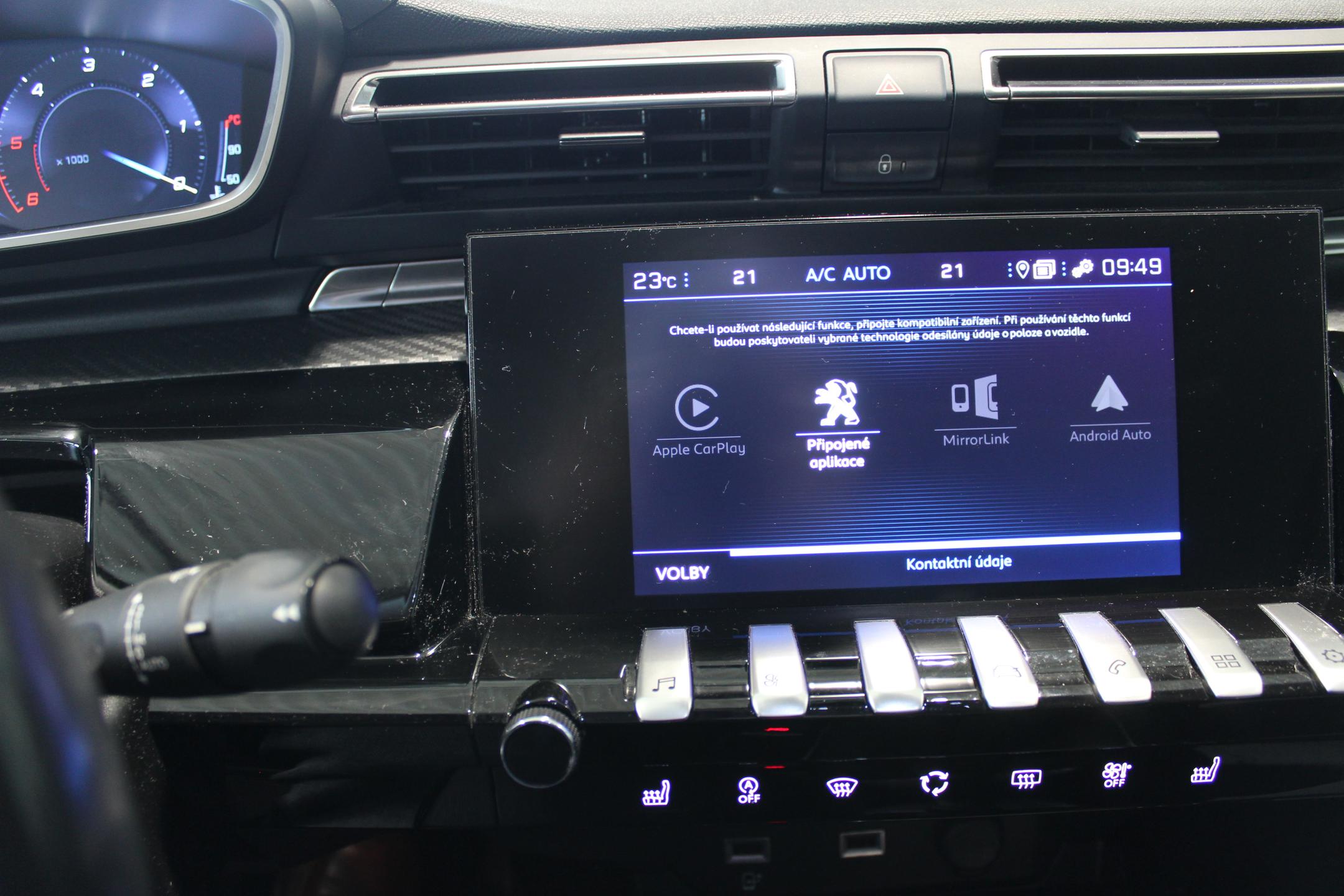 Peugeot 508 limuzína