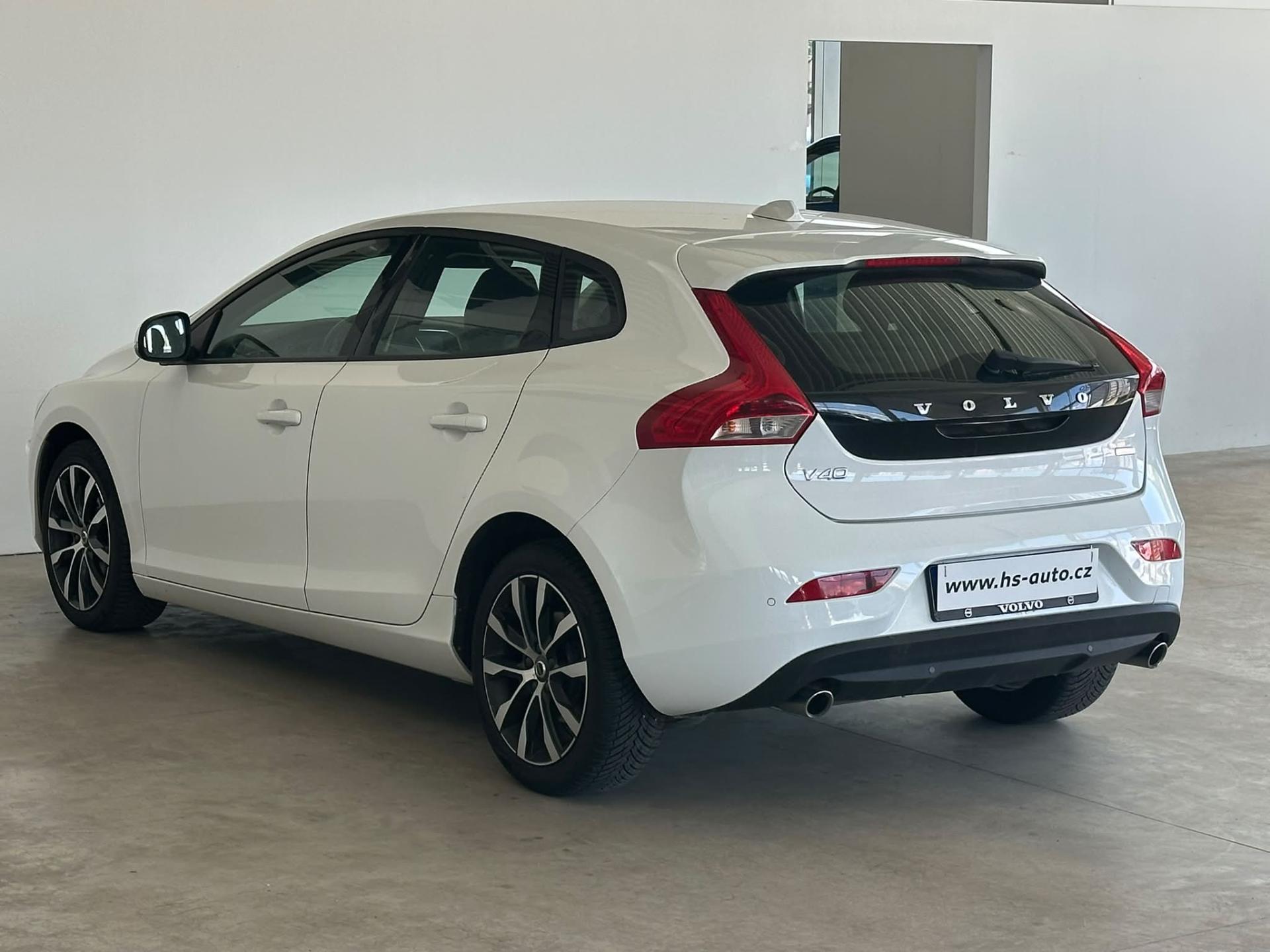 Volvo V40 kombi