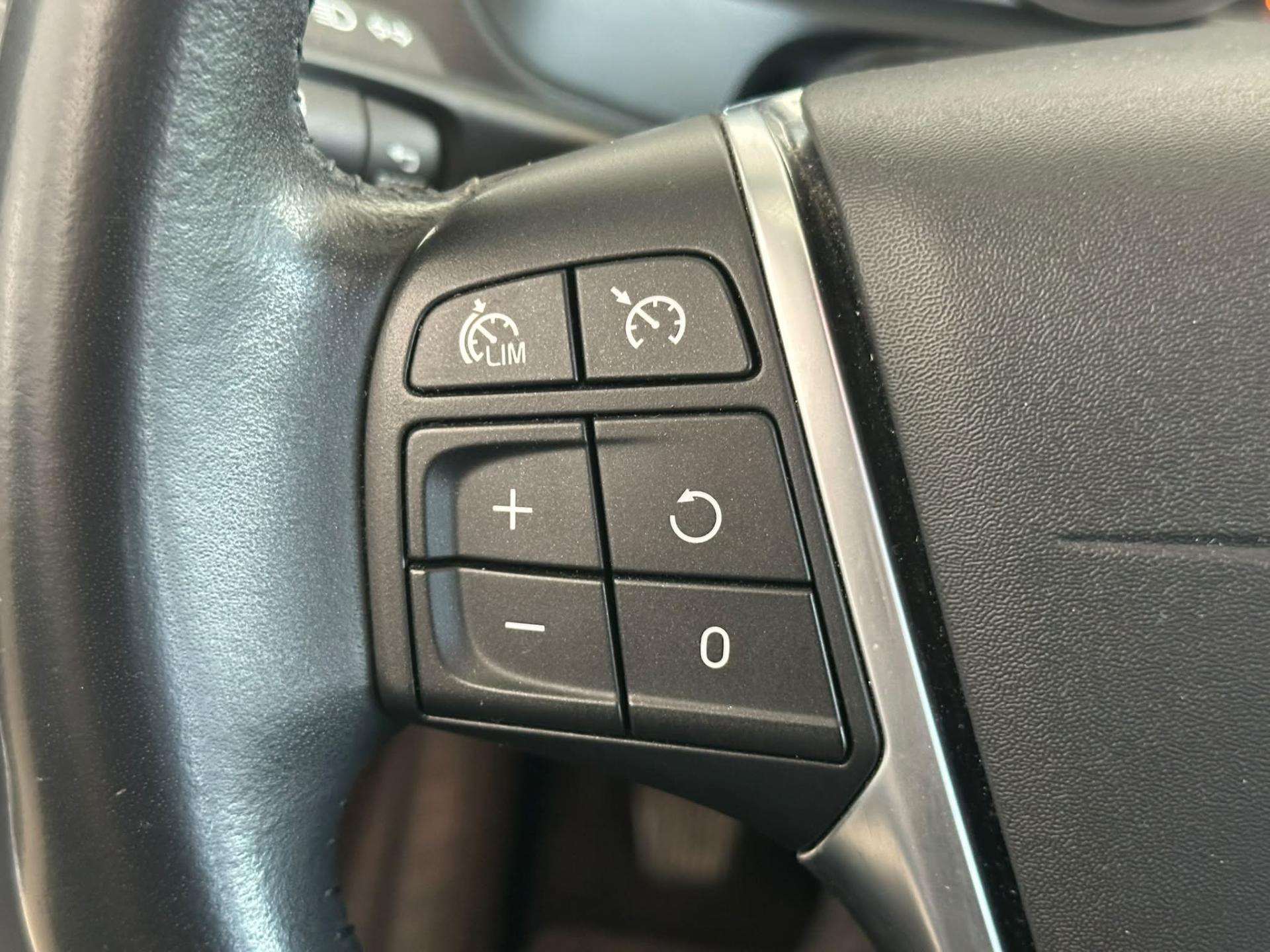 Volvo V40 kombi
