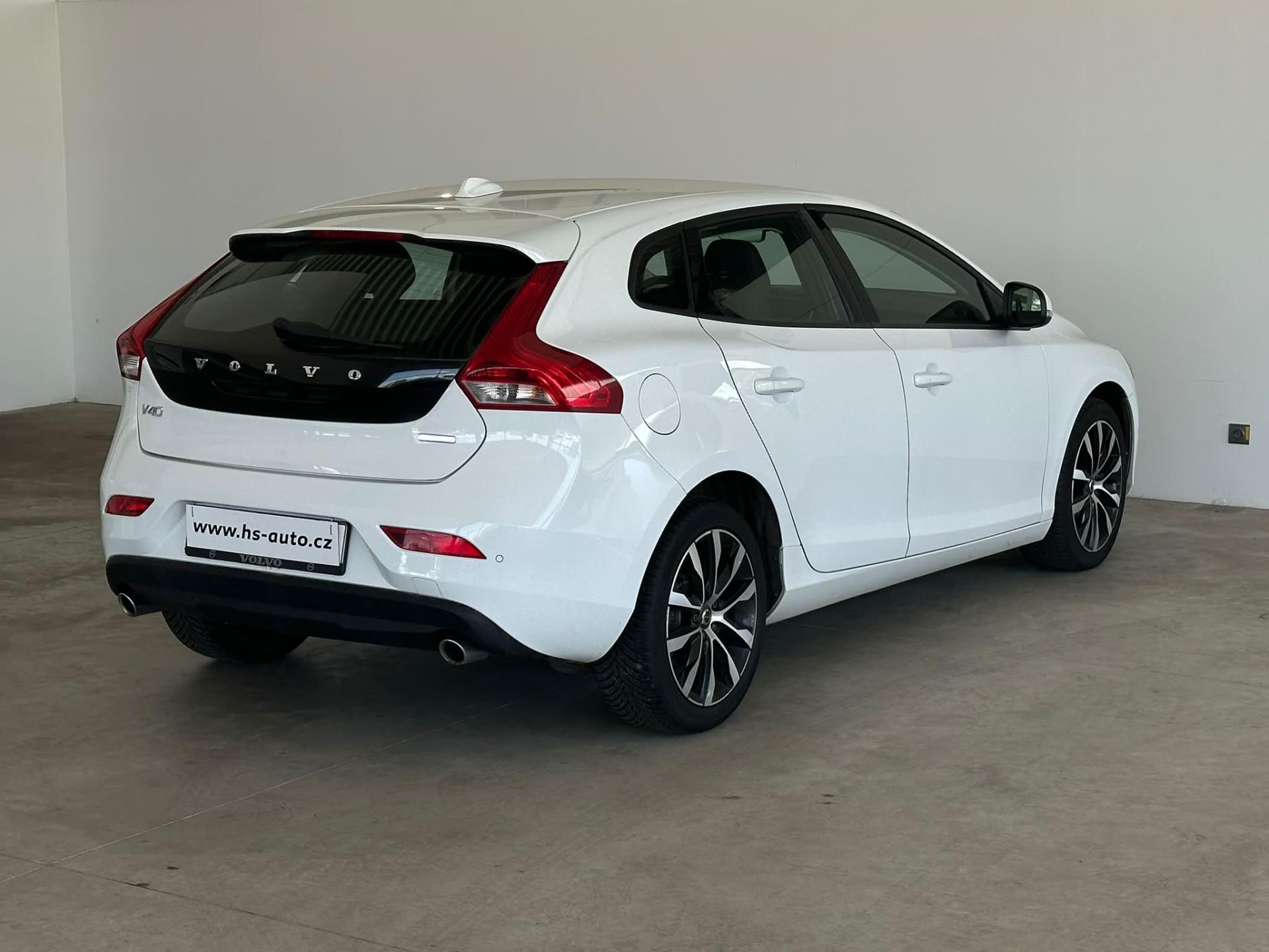 Volvo V40 kombi