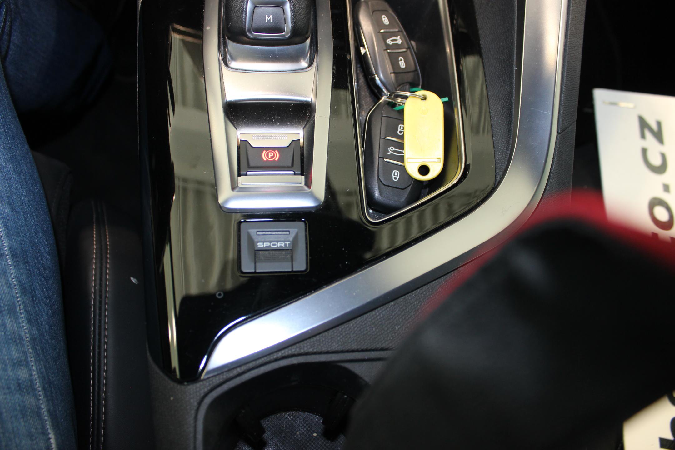 Peugeot 3008 SUV