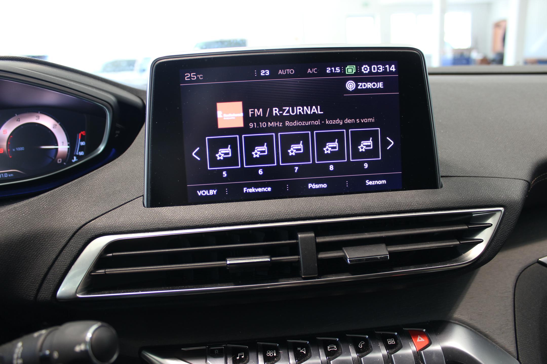 Peugeot 3008 SUV