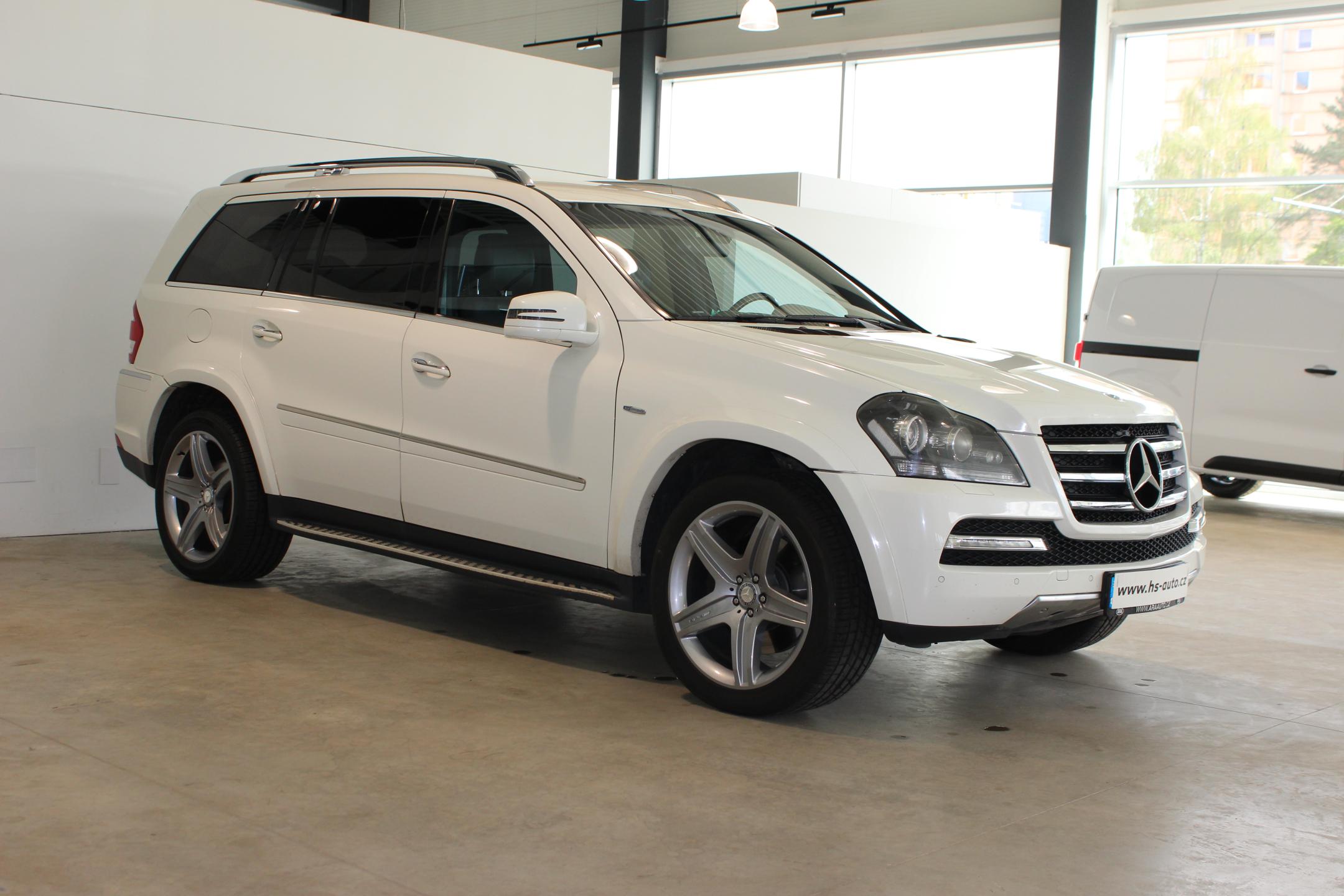 Mercedes-Benz GL SUV