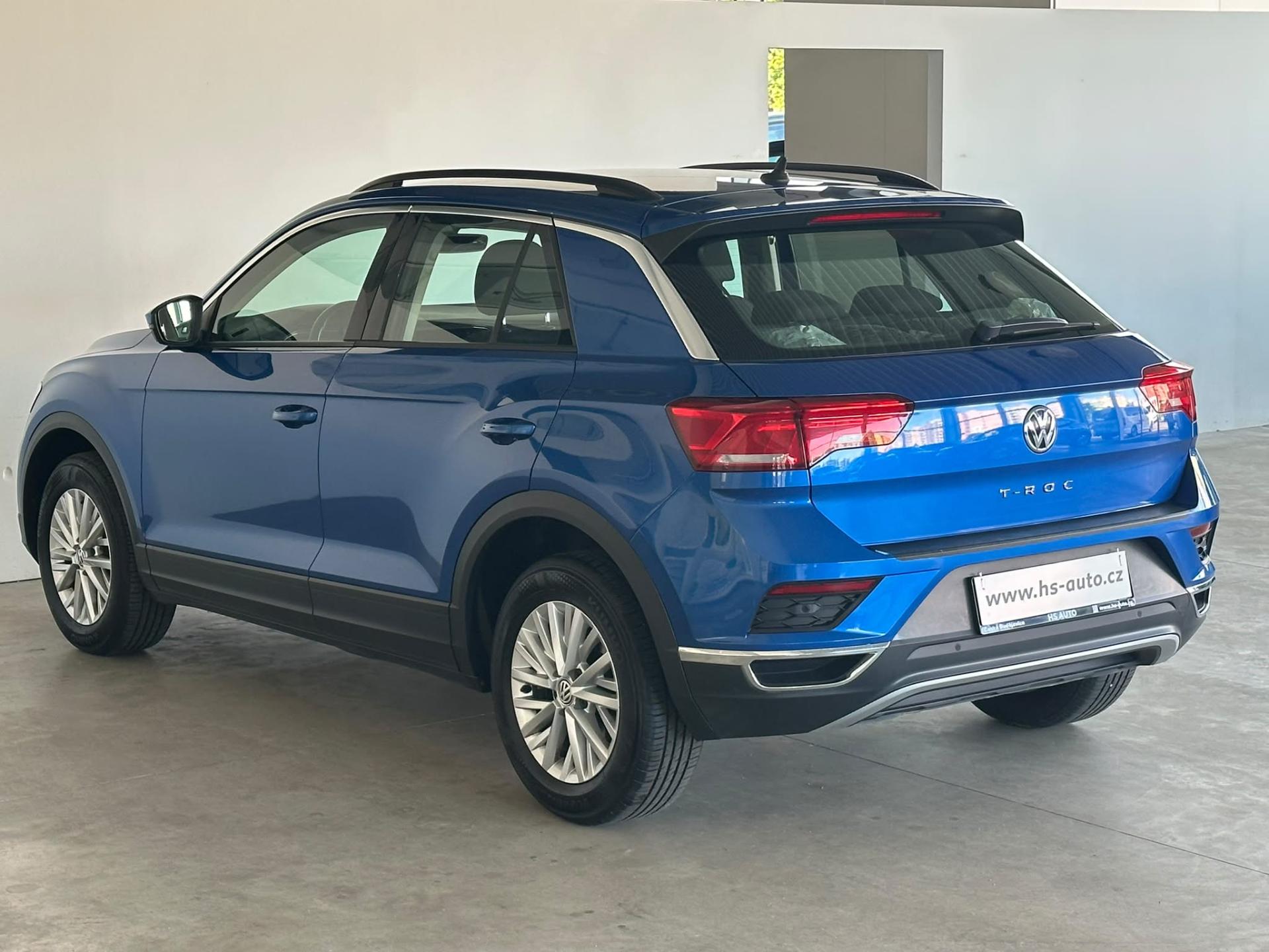 Volkswagen T-Roc SUV