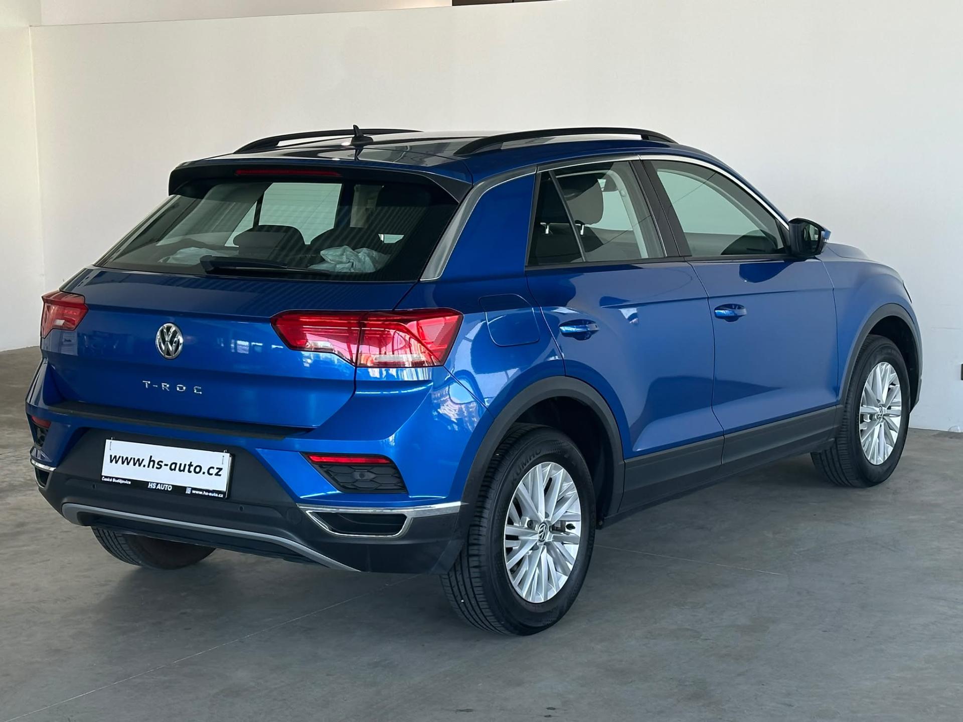 Volkswagen T-Roc SUV