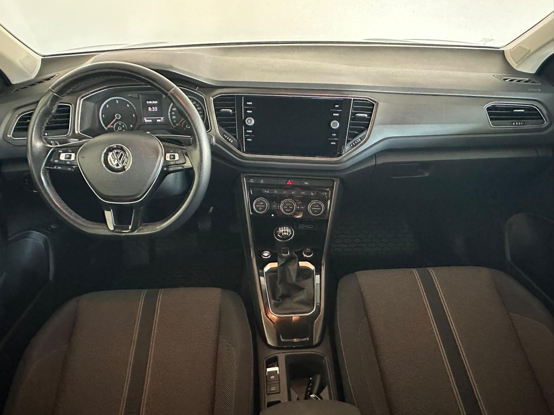 Volkswagen T-Roc SUV