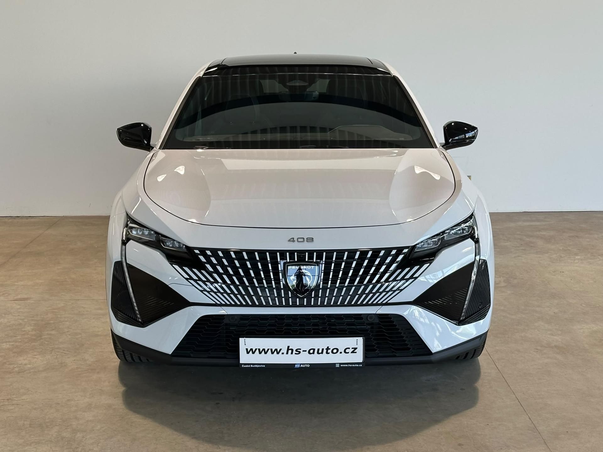 Peugeot 408 liftback