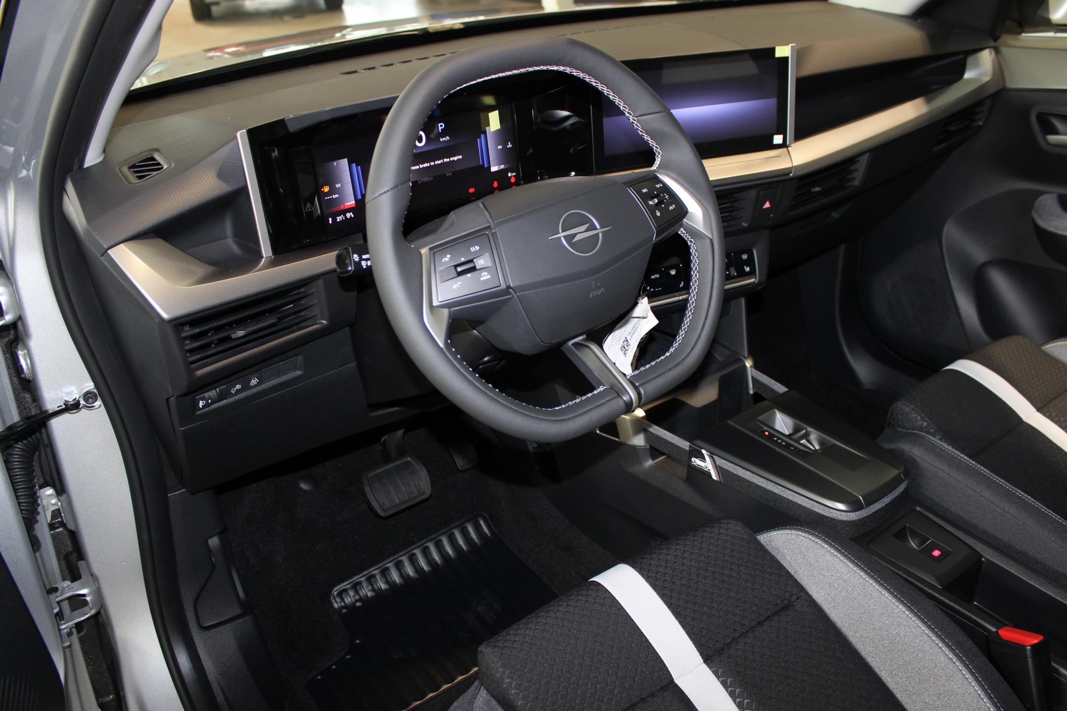 Opel Frontera SUV