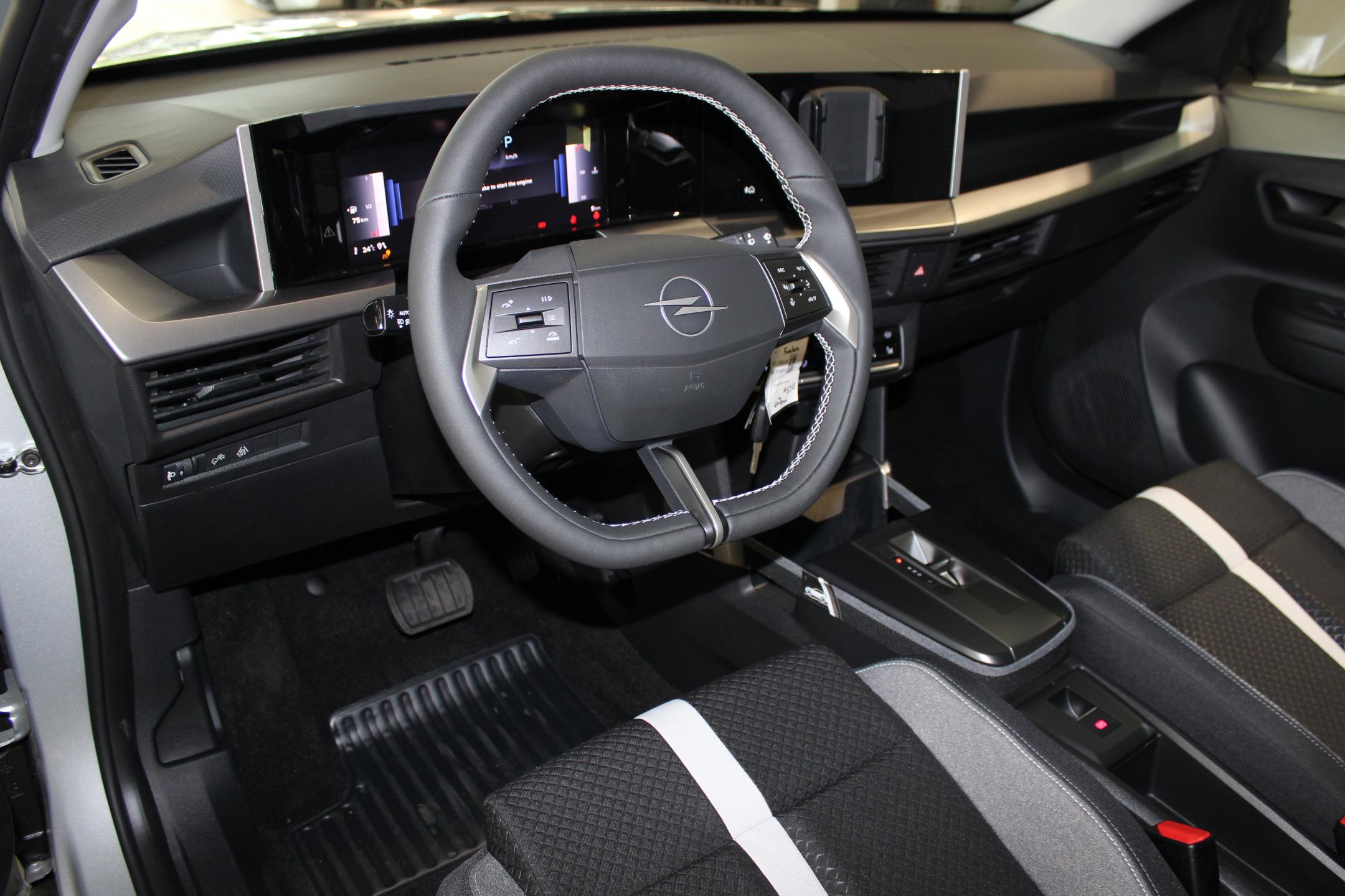 Opel Frontera SUV