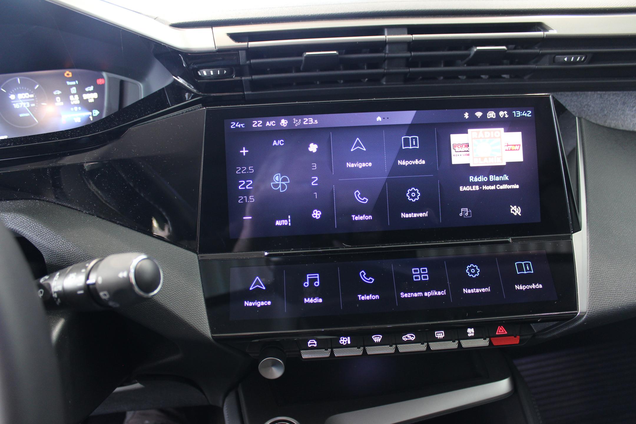 Peugeot 308 hatchback
