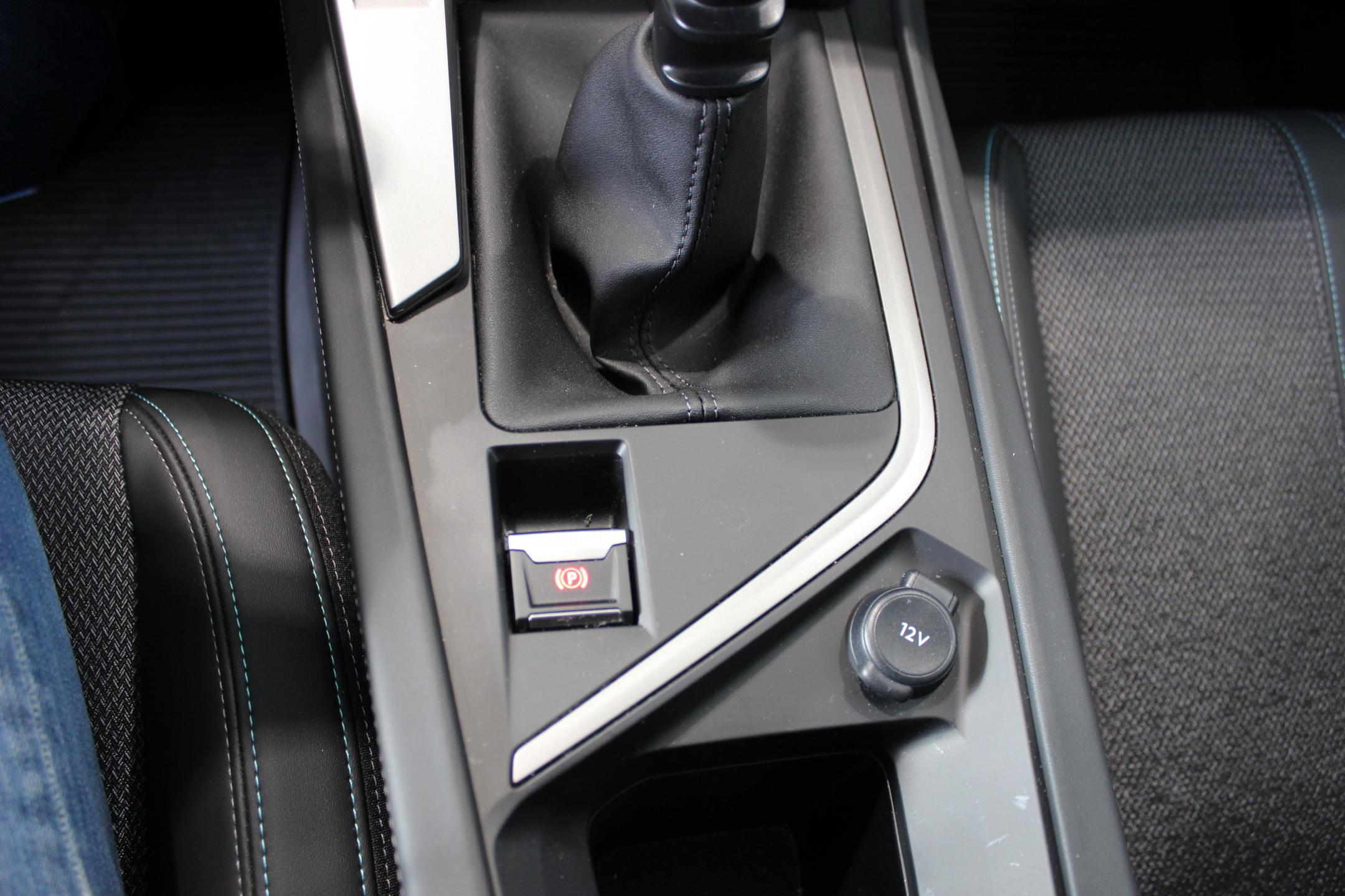 Peugeot 308 hatchback