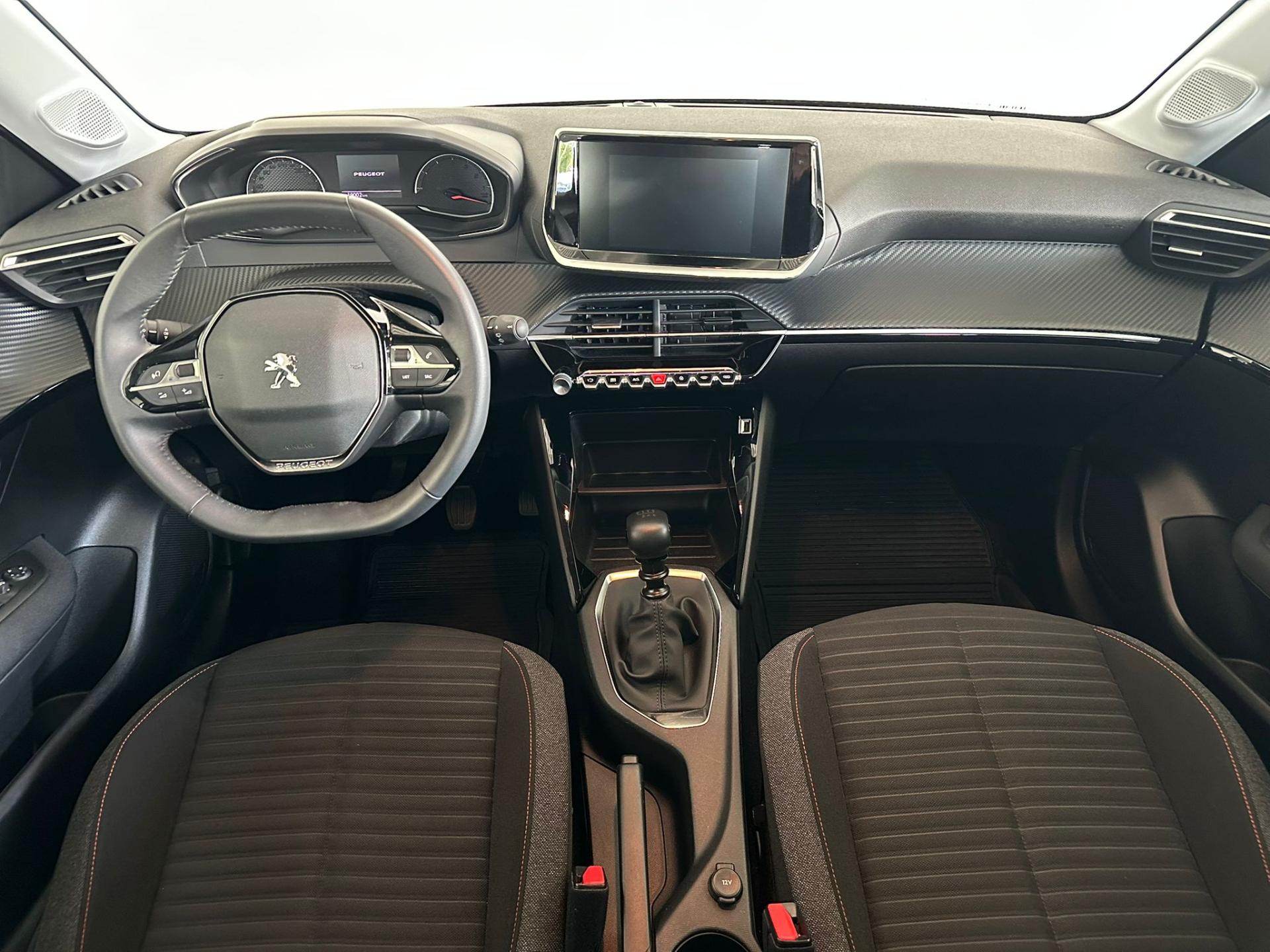 Peugeot 208 hatchback