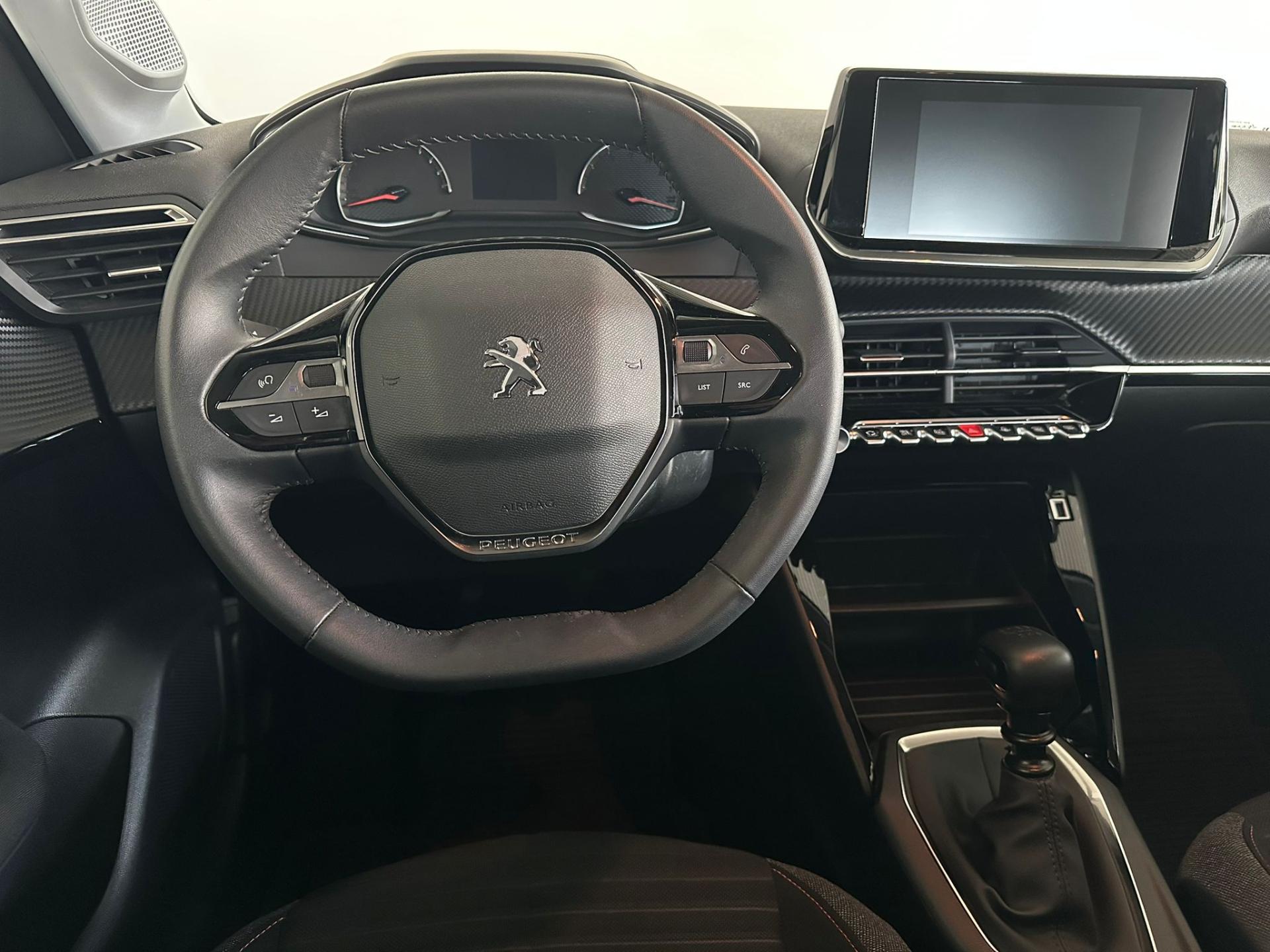 Peugeot 208 hatchback