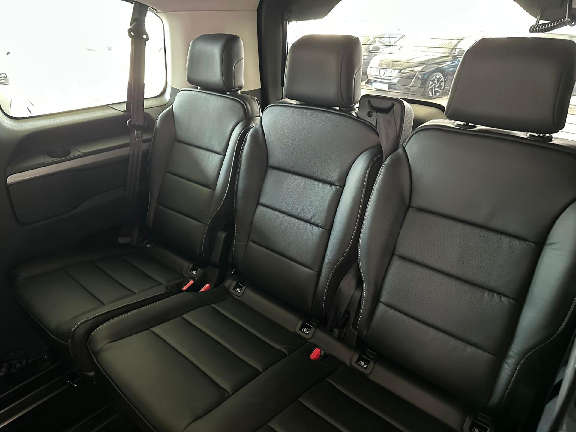 Peugeot Traveller VAN