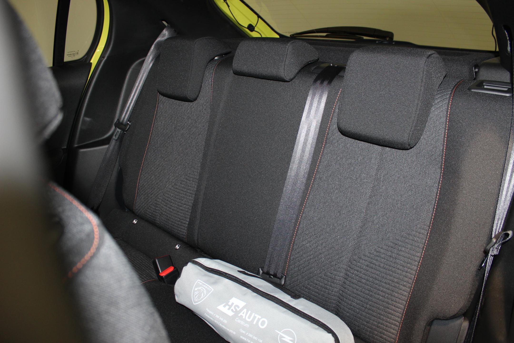 Peugeot 208 hatchback