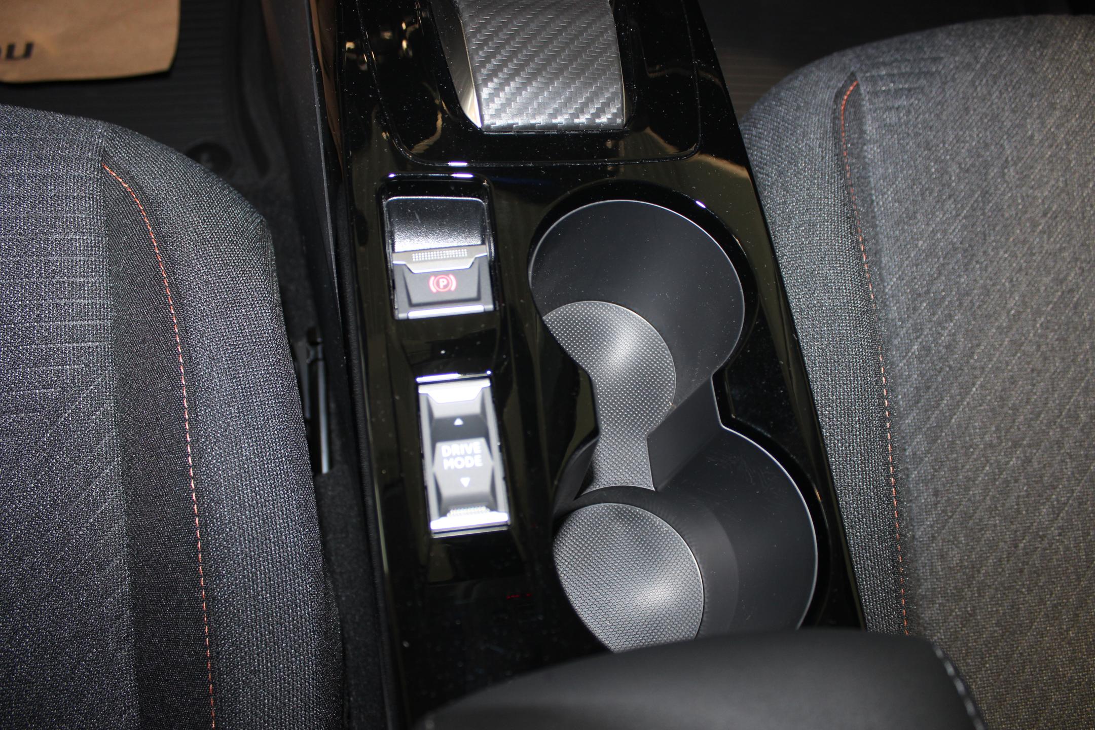 Peugeot 208 hatchback
