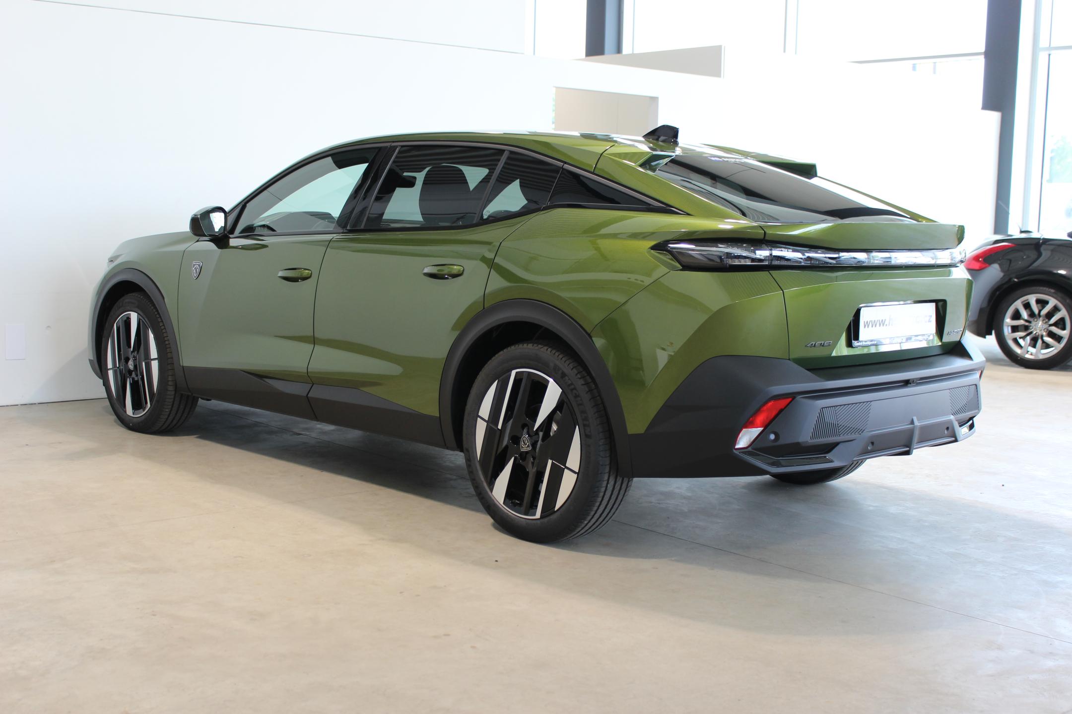 Peugeot 408 SUV