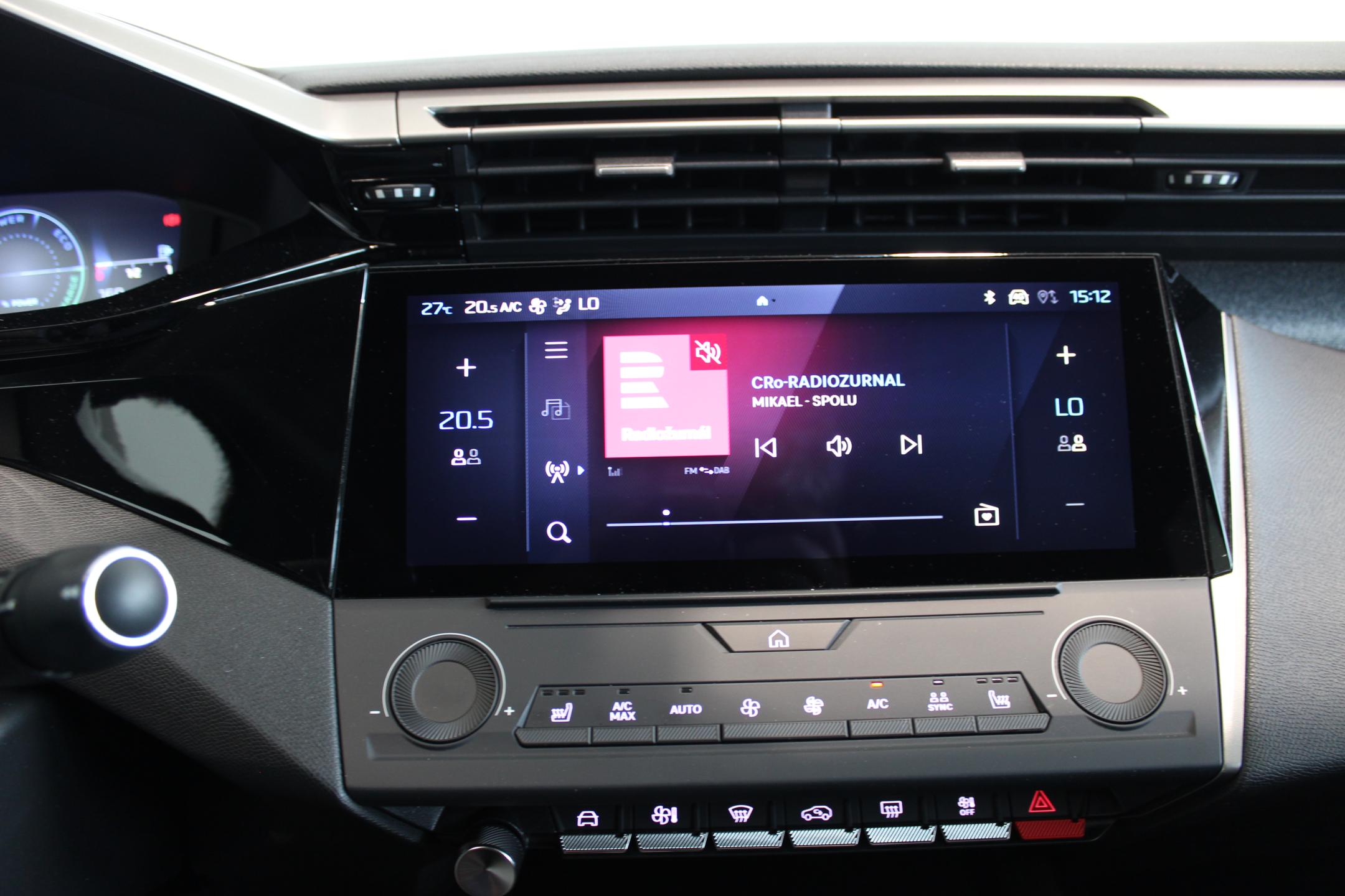 Peugeot 408 SUV