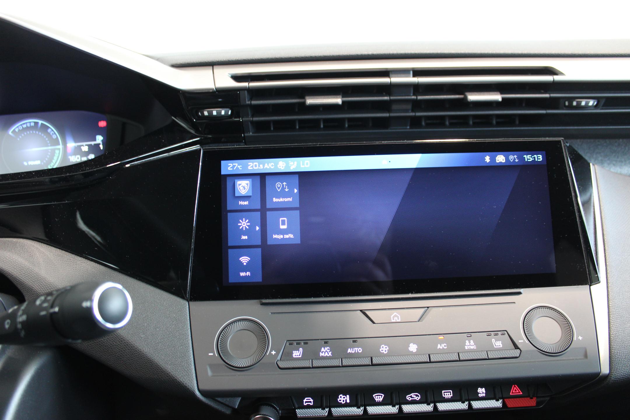 Peugeot 408 SUV