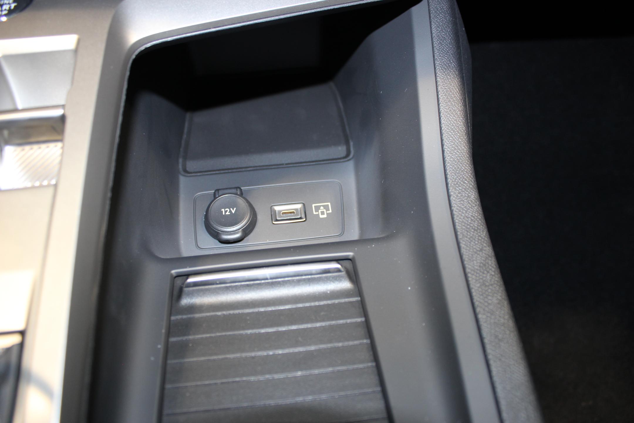 Peugeot 408 SUV